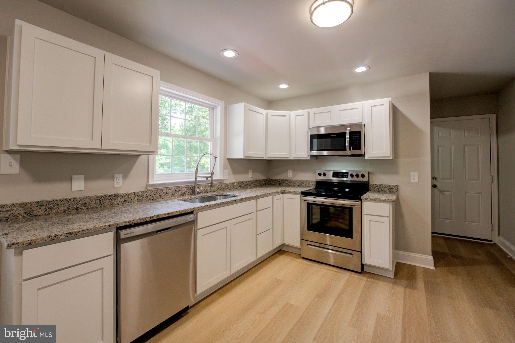 INDIAN OAKES - Residential