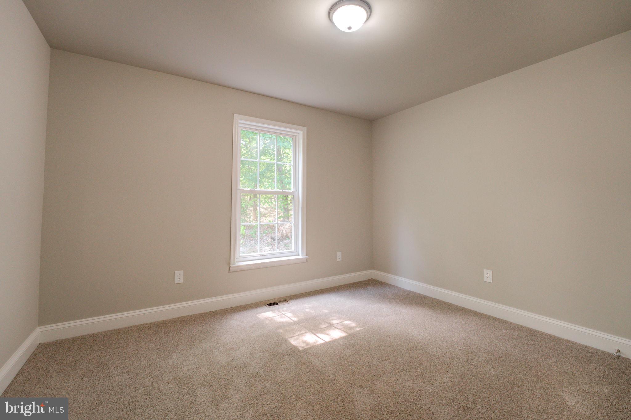 INDIAN OAKES - Residential