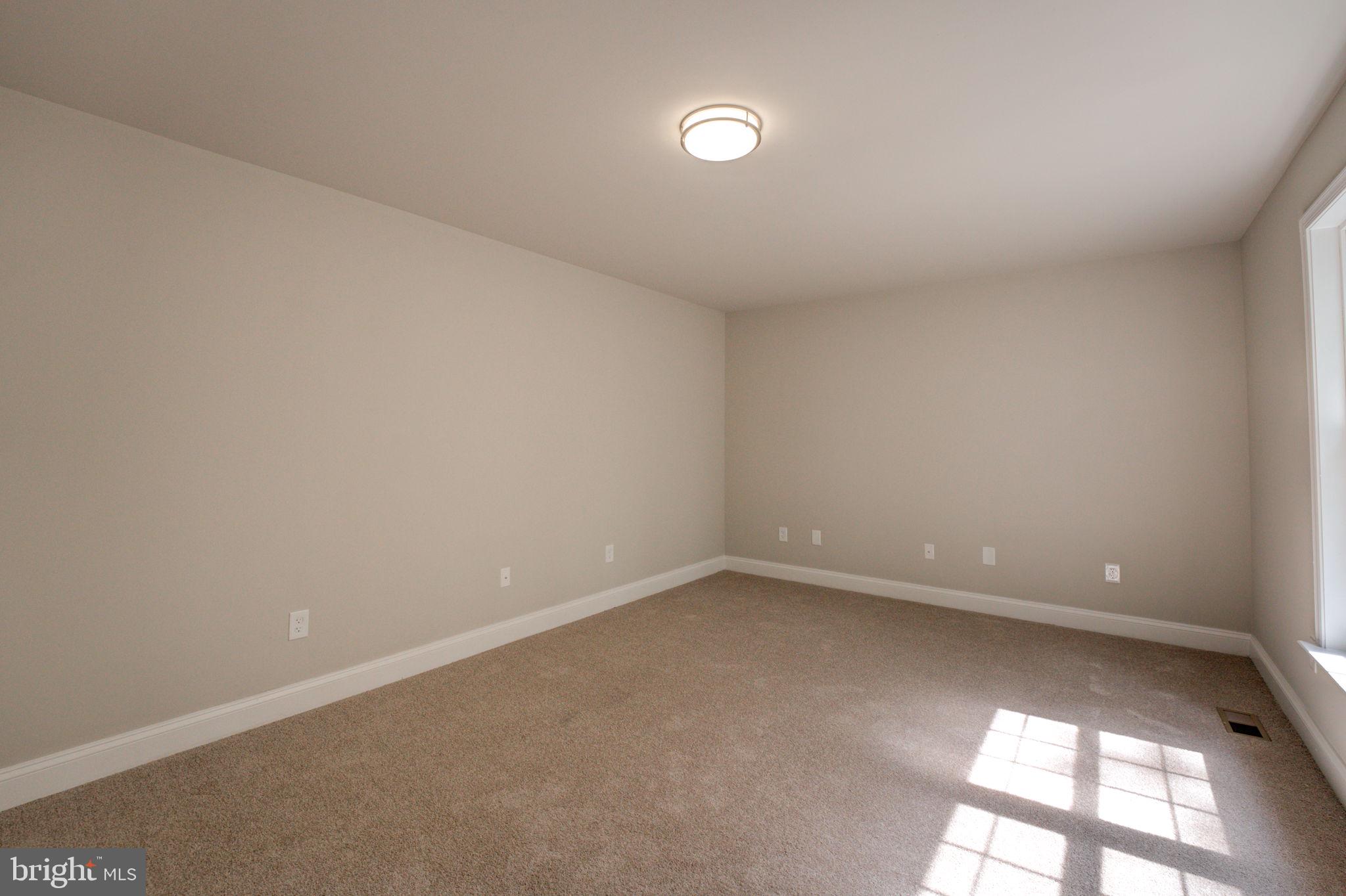 INDIAN OAKES - Residential