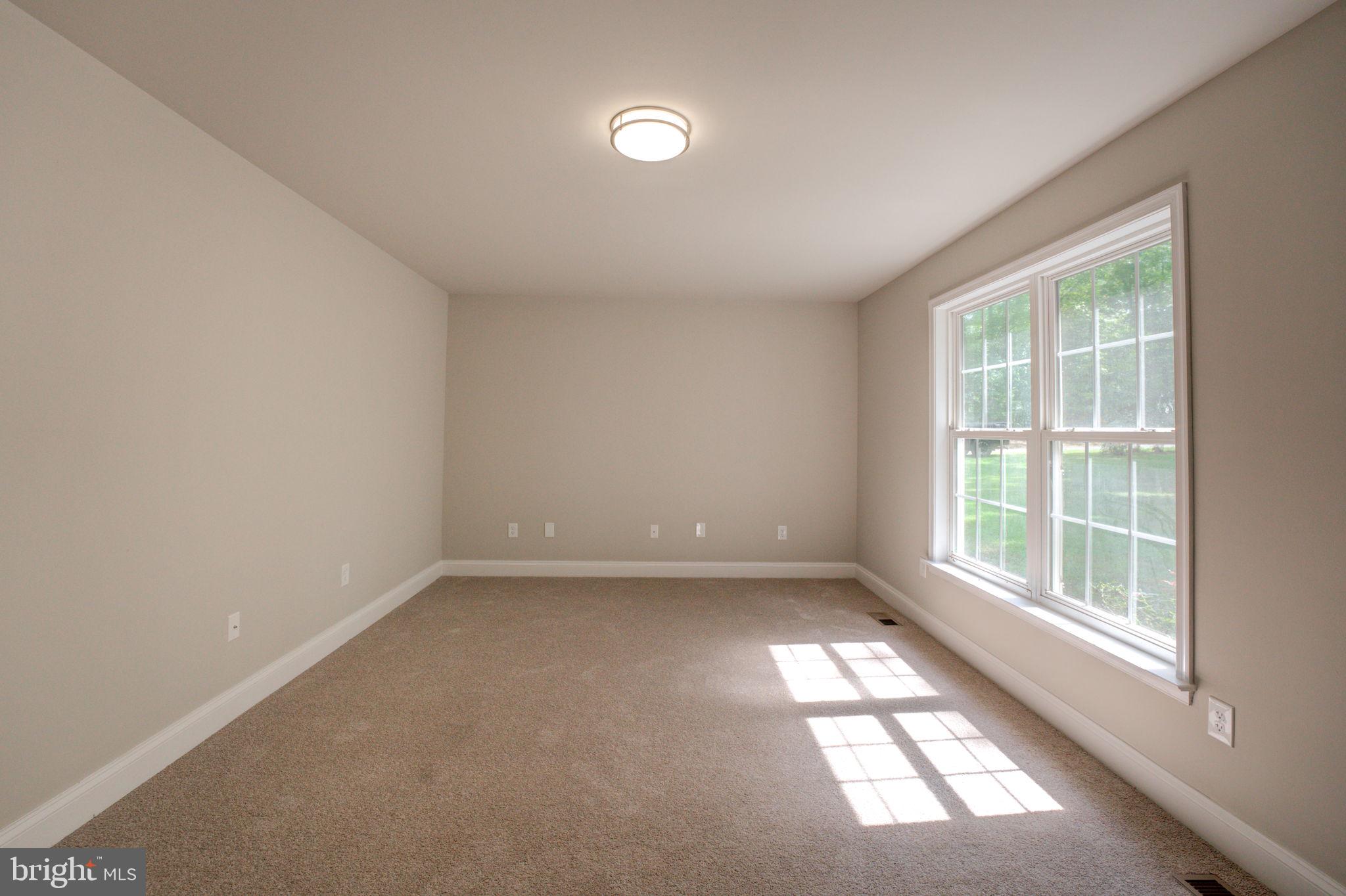 INDIAN OAKES - Residential