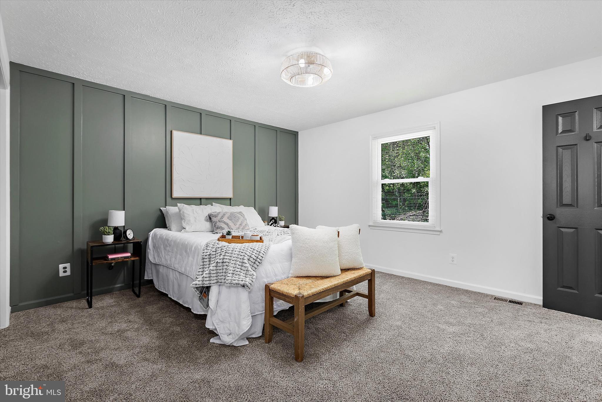 ROYAL EXCHANGE - Residential