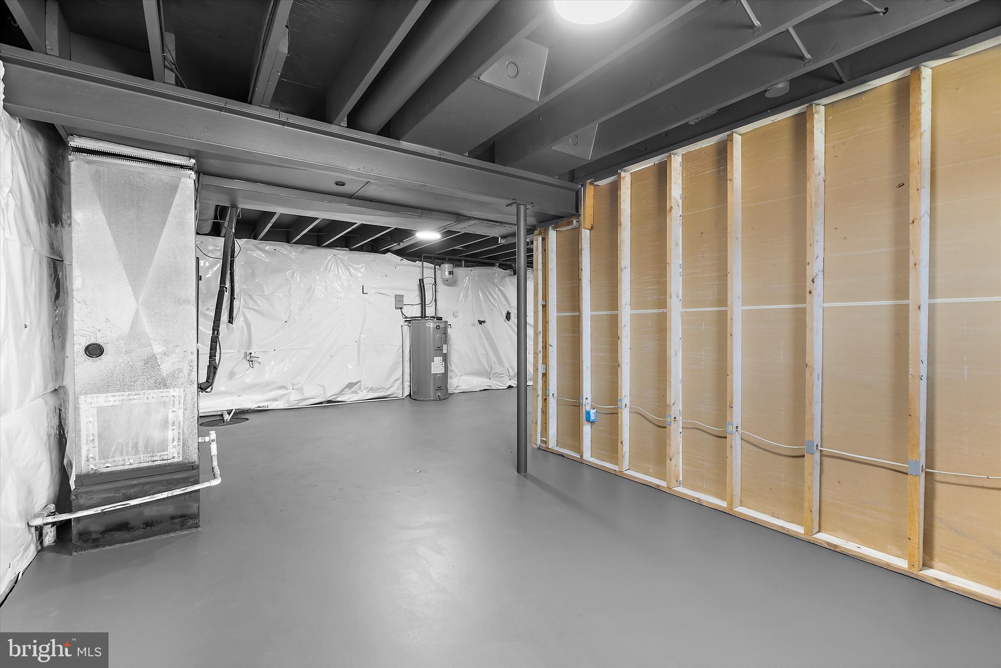 ROYAL EXCHANGE - Residential