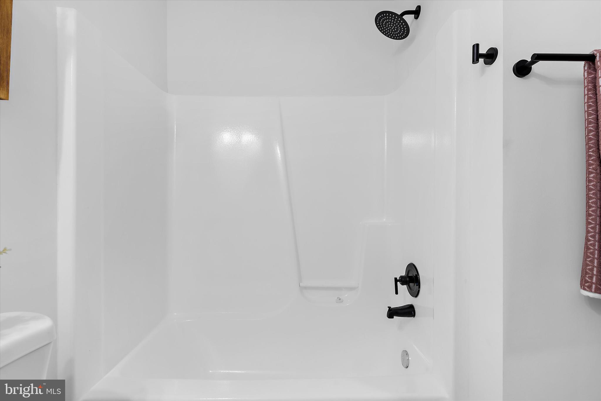 ROYAL EXCHANGE - Residential