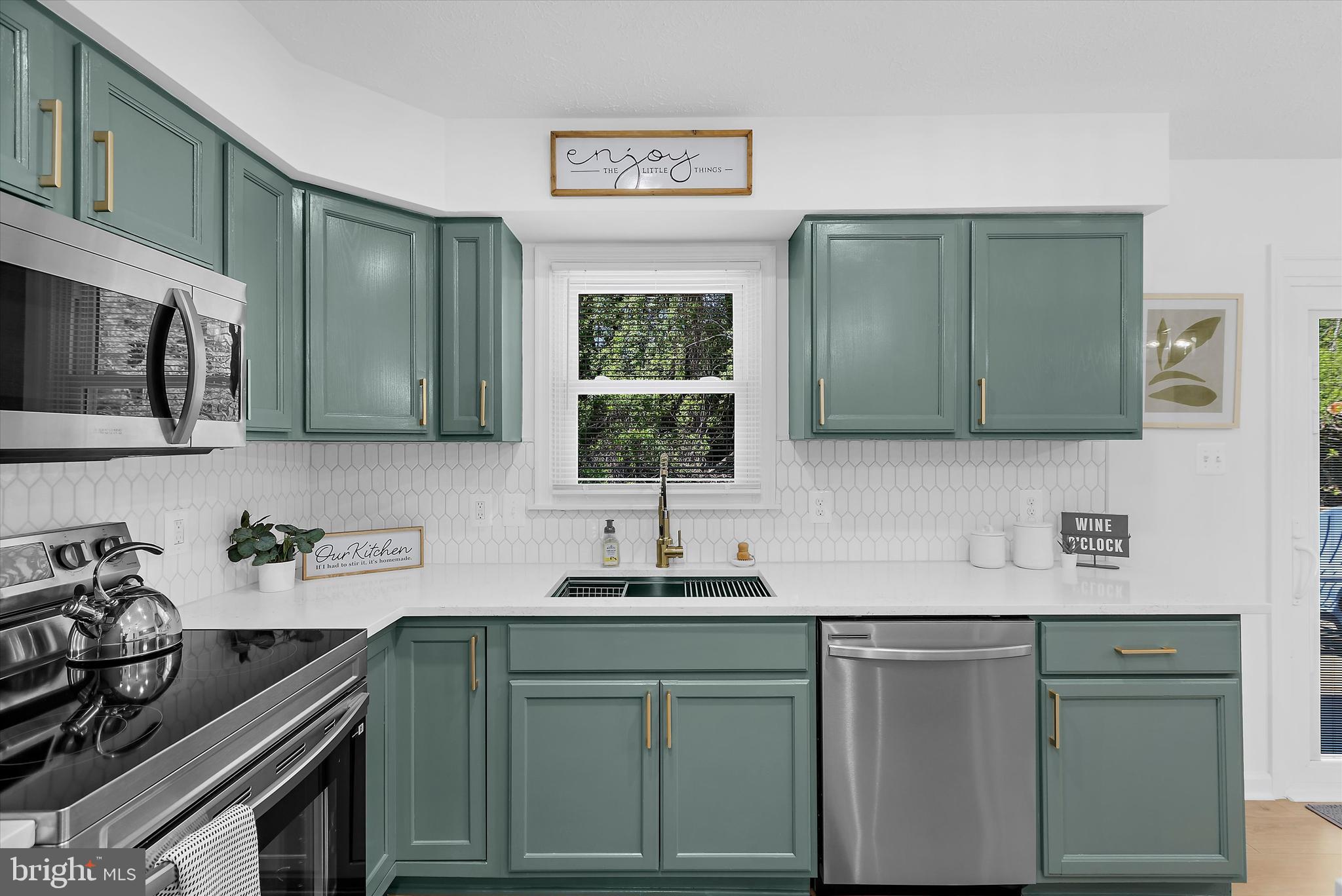 ROYAL EXCHANGE - Residential