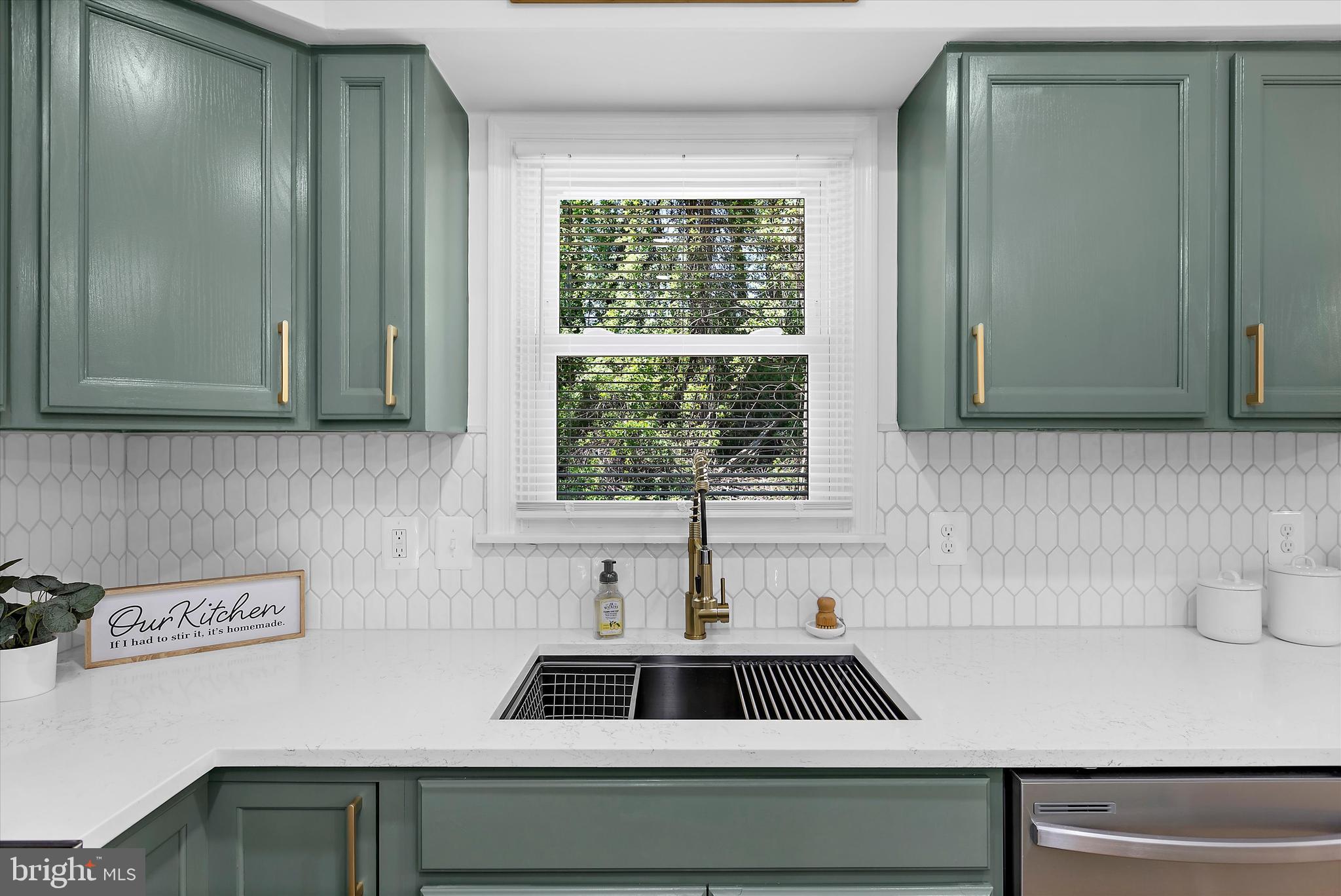 ROYAL EXCHANGE - Residential