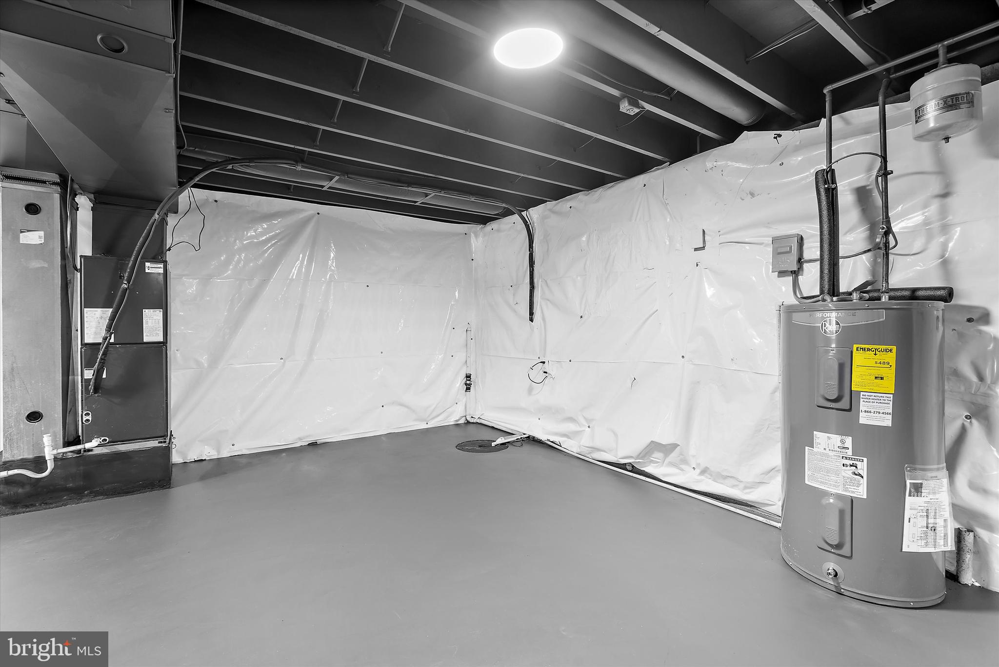 ROYAL EXCHANGE - Residential