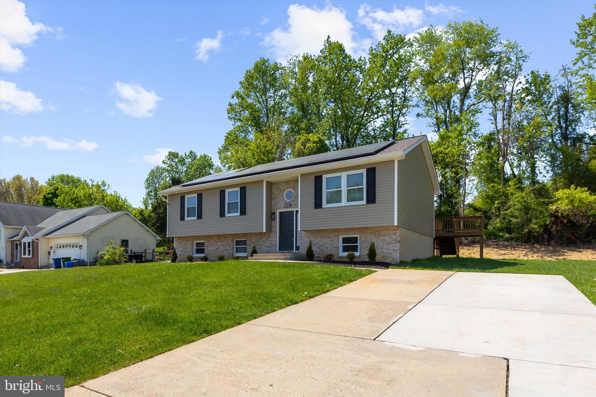 ROYAL EXCHANGE - Residential
