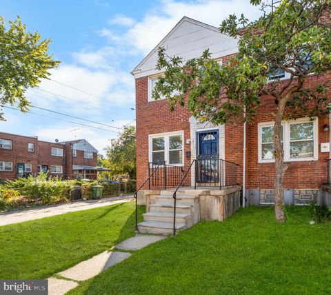 Townhouse For Sale - 4117 Eastmont Avenue<br/> BALTIMORE, MD 21213