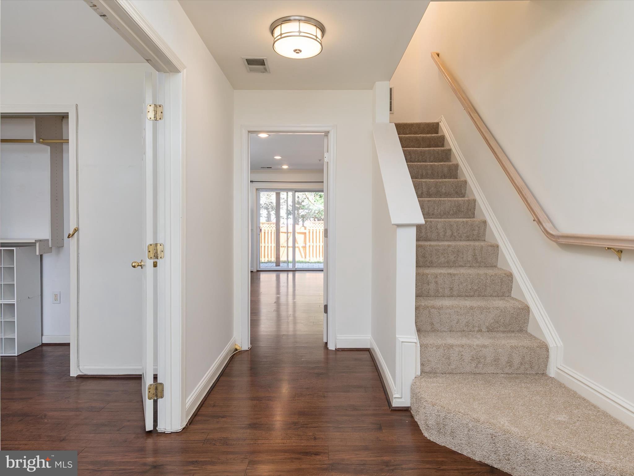 FARMINGTON VILLAGE - Residential