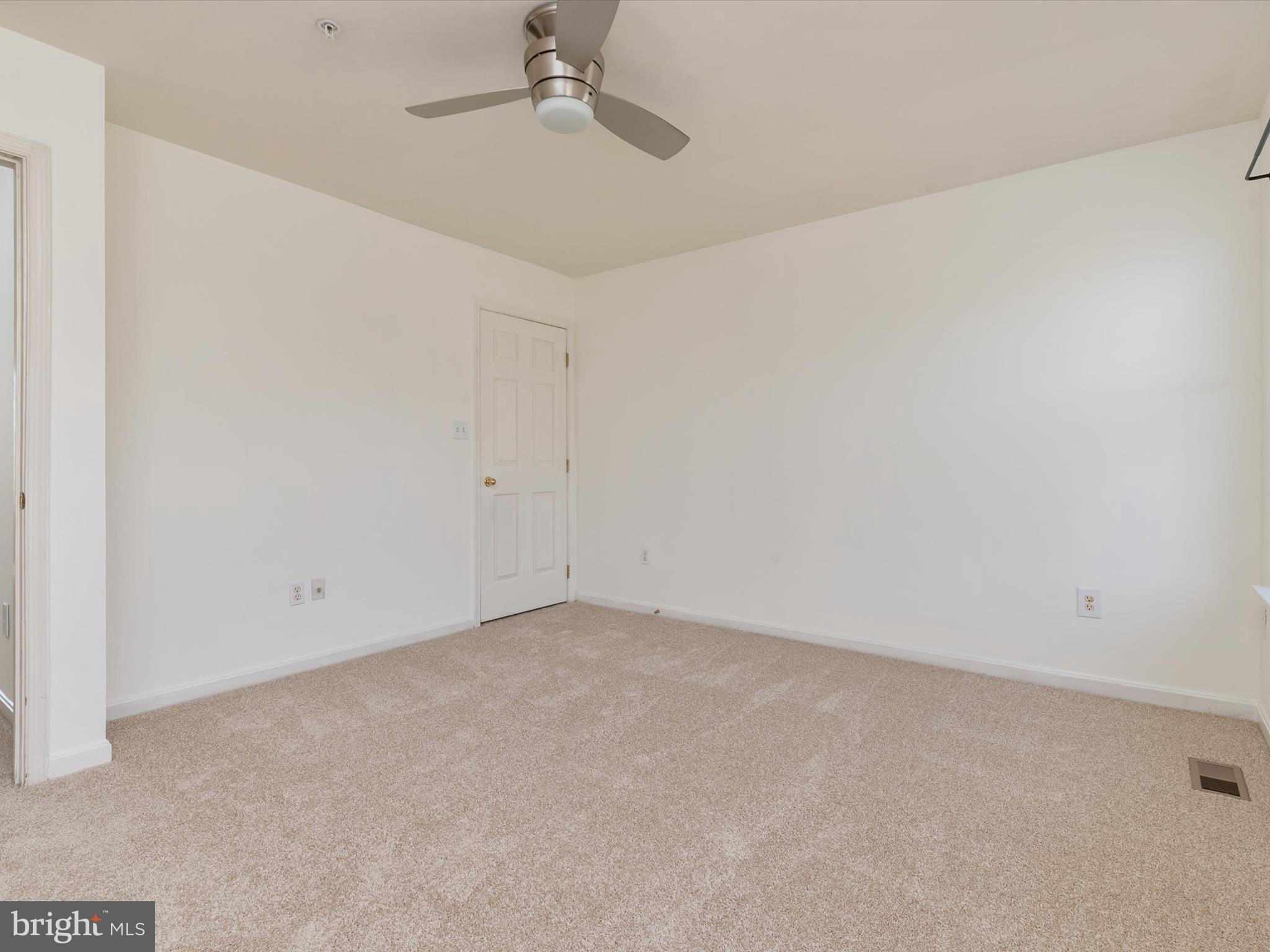 FARMINGTON VILLAGE - Residential