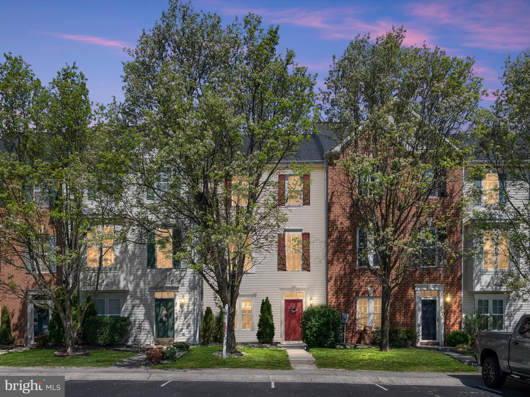 FARMINGTON VILLAGE - Residential