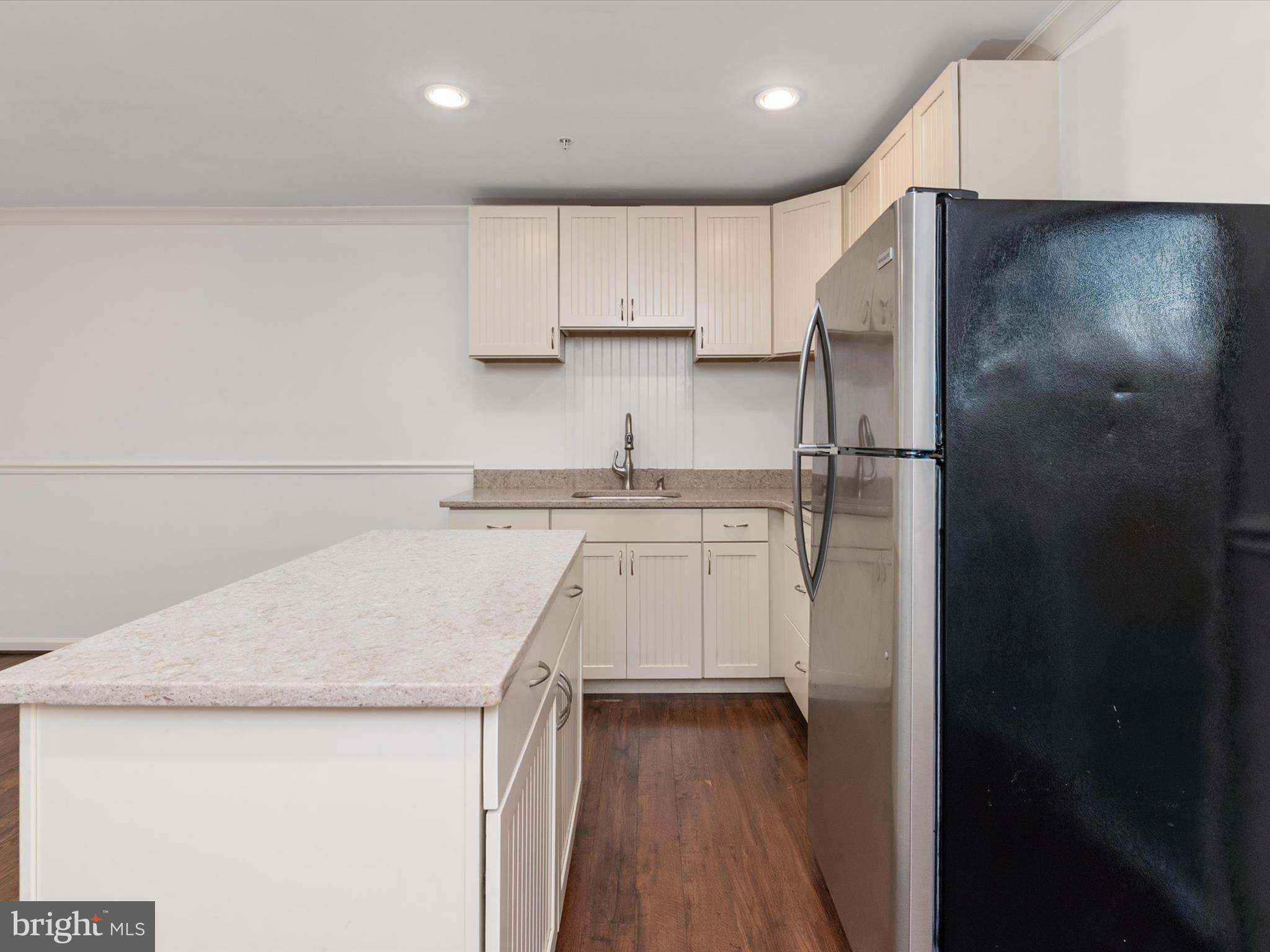 FARMINGTON VILLAGE - Residential