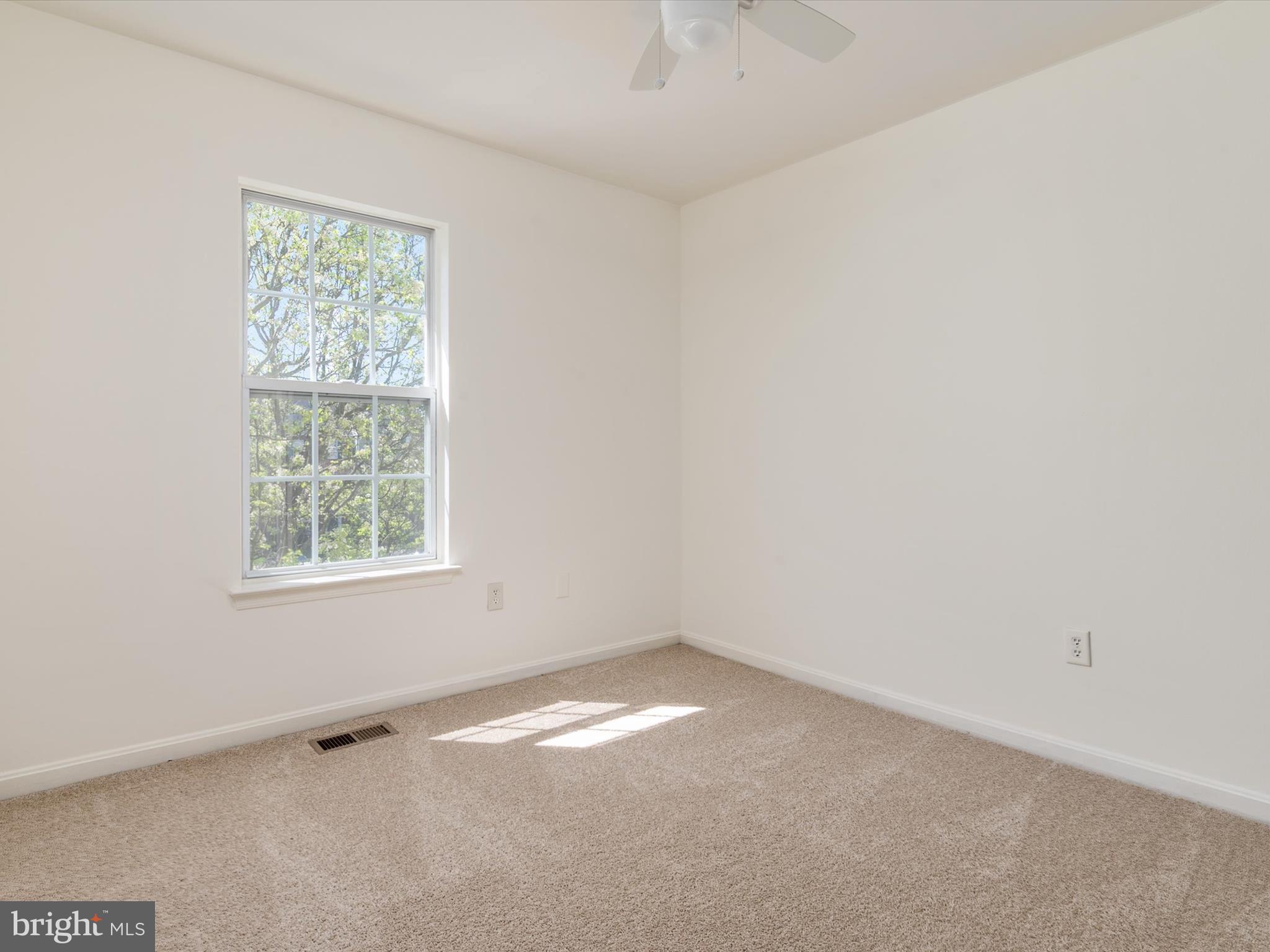 FARMINGTON VILLAGE - Residential