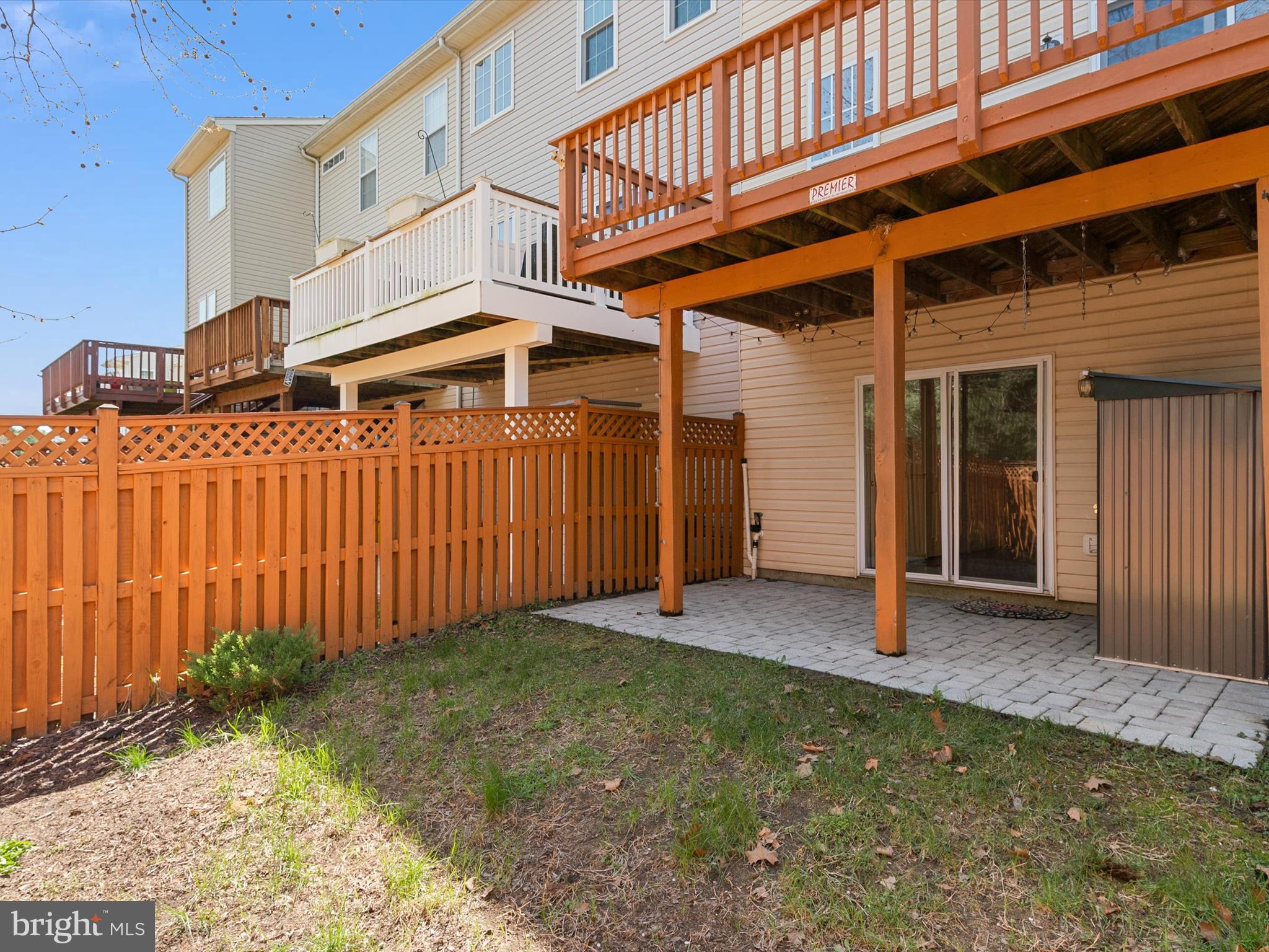 FARMINGTON VILLAGE - Residential