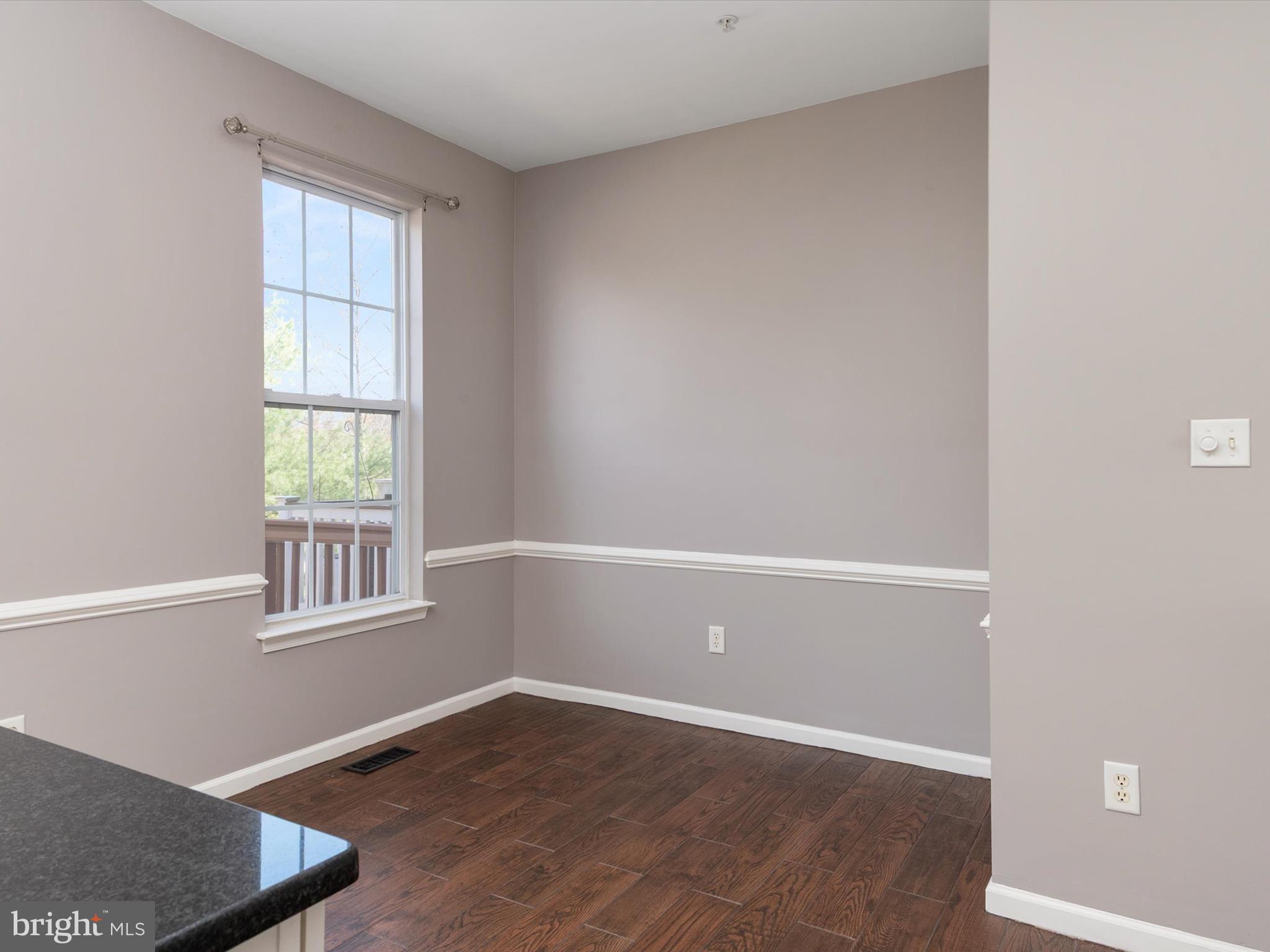 FARMINGTON VILLAGE - Residential