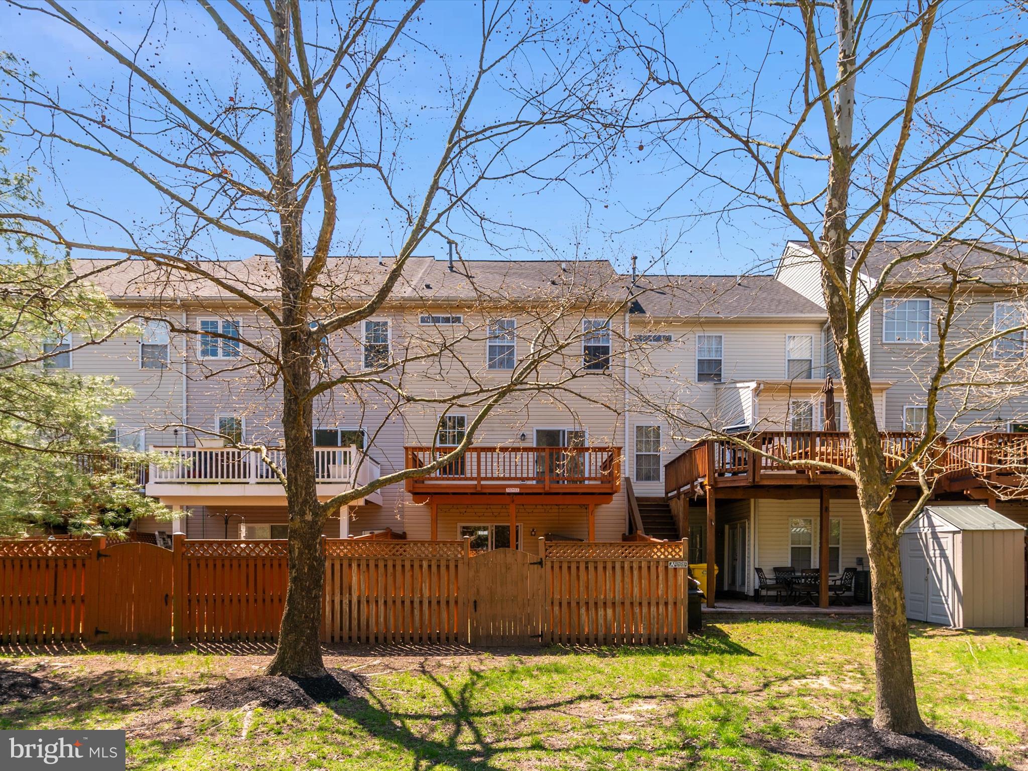 FARMINGTON VILLAGE - Residential