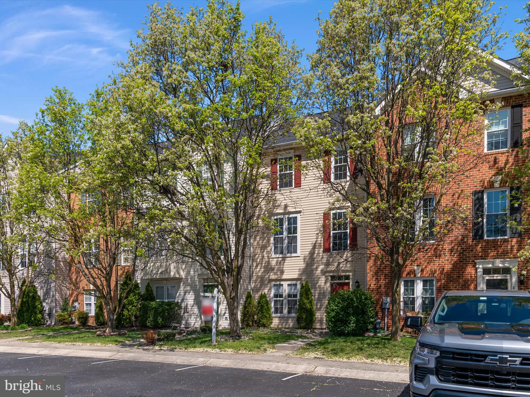 FARMINGTON VILLAGE - Residential