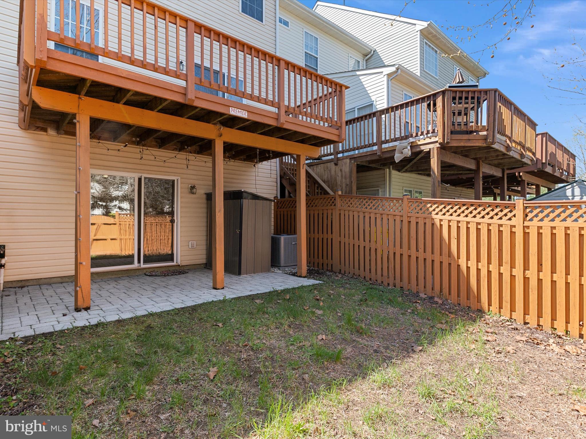 FARMINGTON VILLAGE - Residential