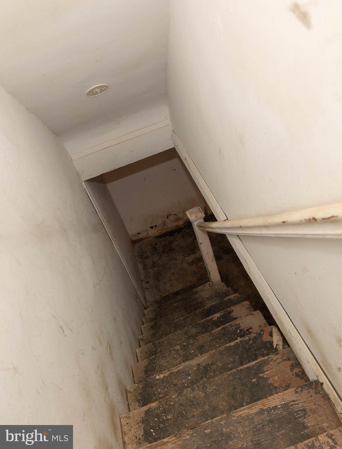 EDGEWOOD - Residential