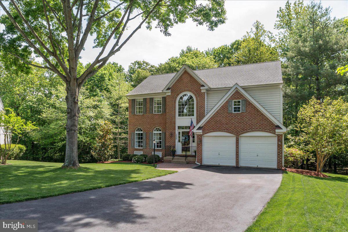 7625 HOLBROOK COURT