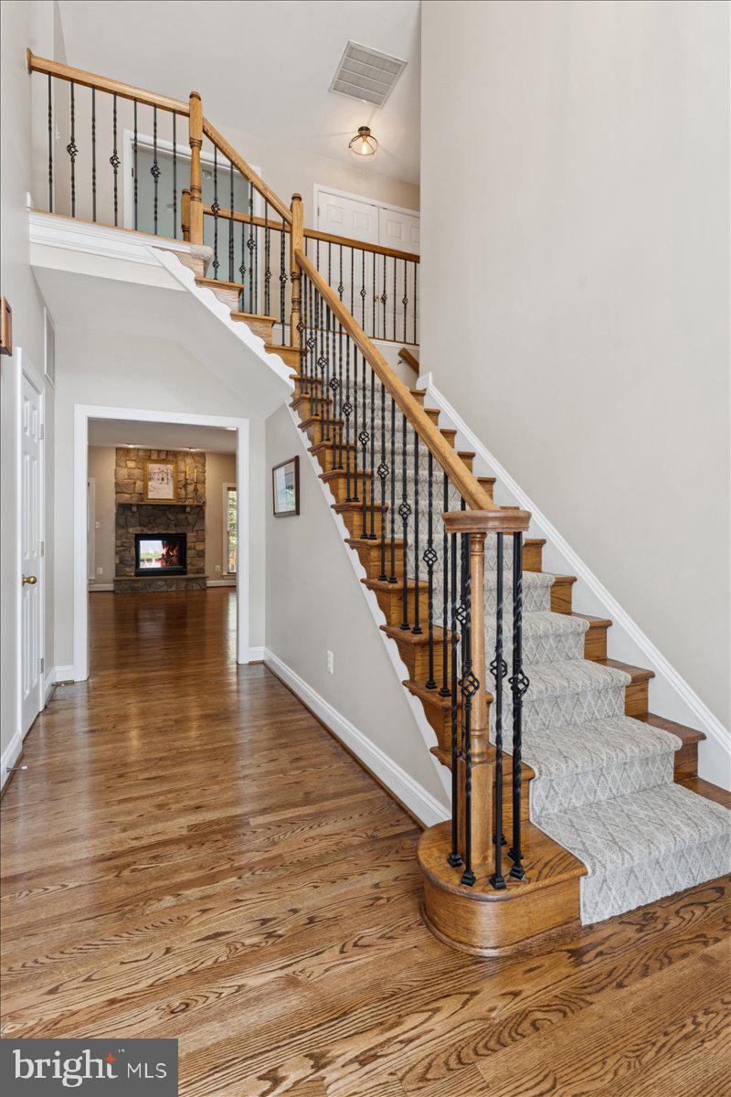 7625 HOLBROOK COURT