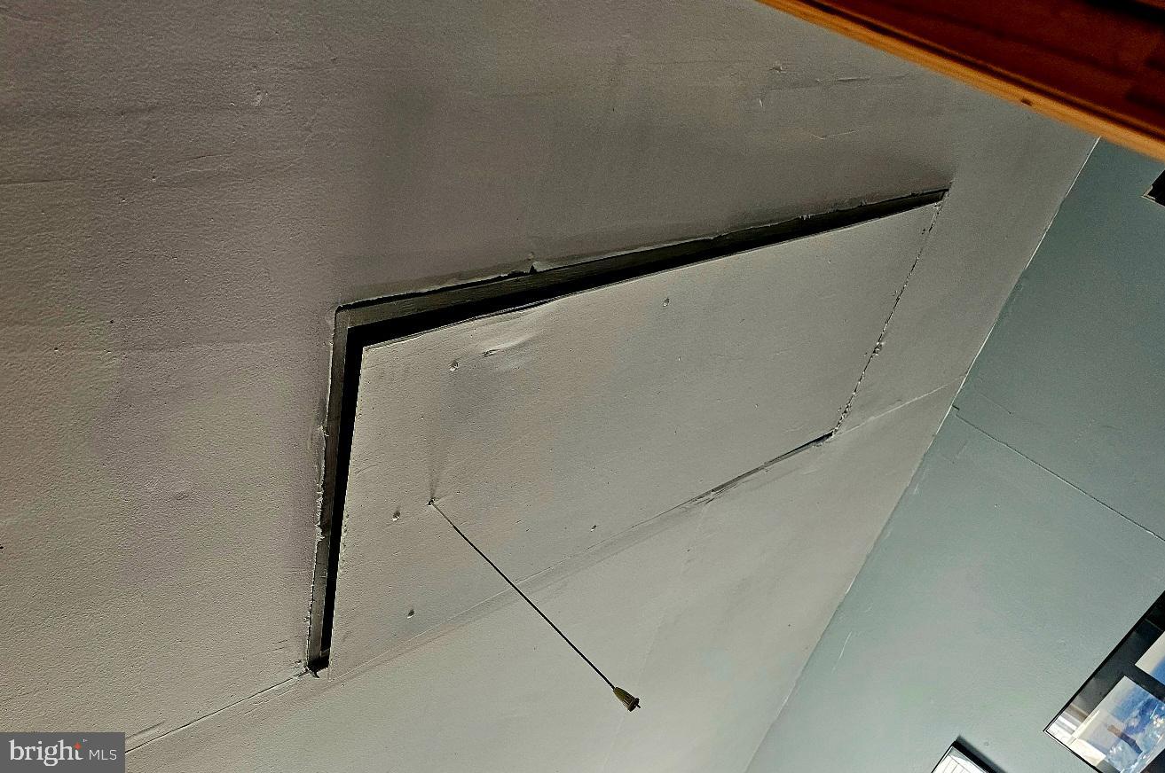 INDIAN ACRES - Residential