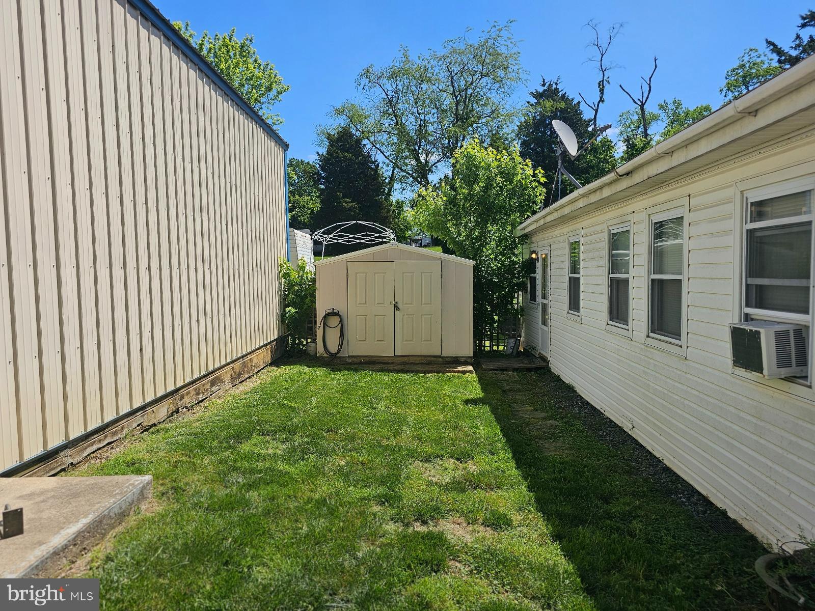 INDIAN ACRES - Residential