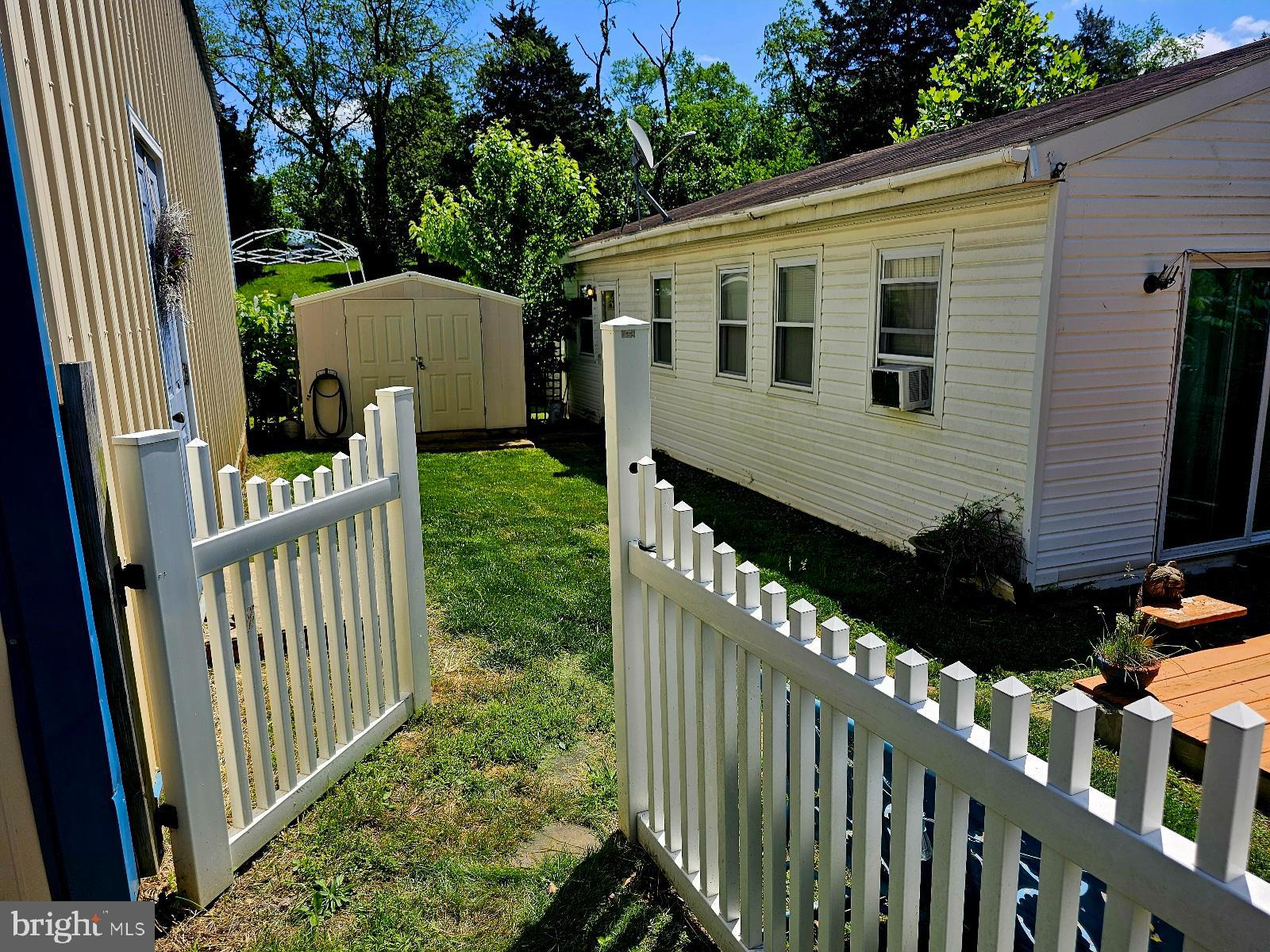 123,124,125 PALUTE CIRCLE GLEN 8