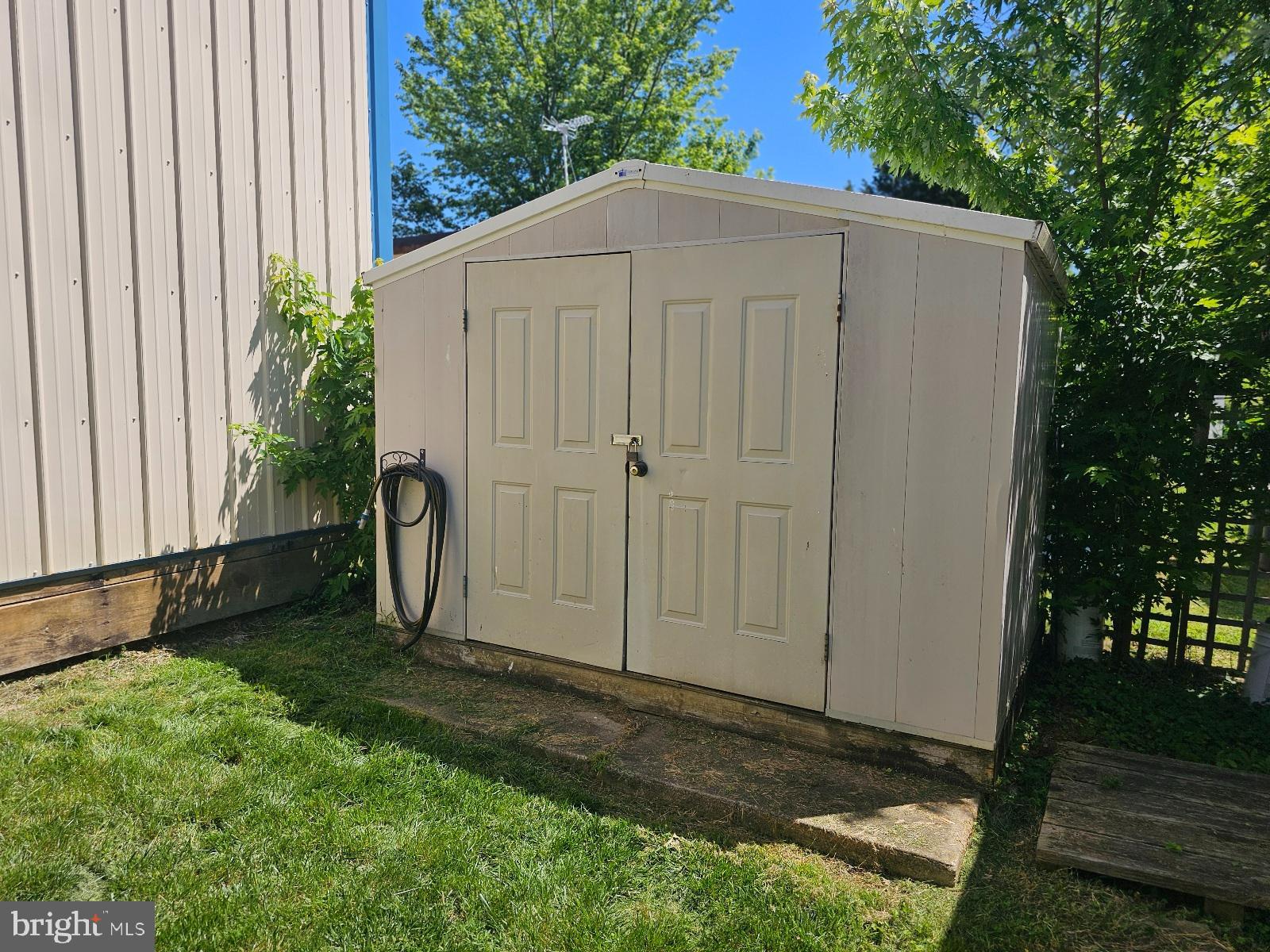 INDIAN ACRES - Residential