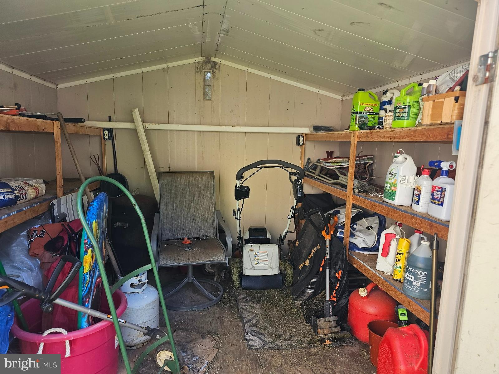 INDIAN ACRES - Residential