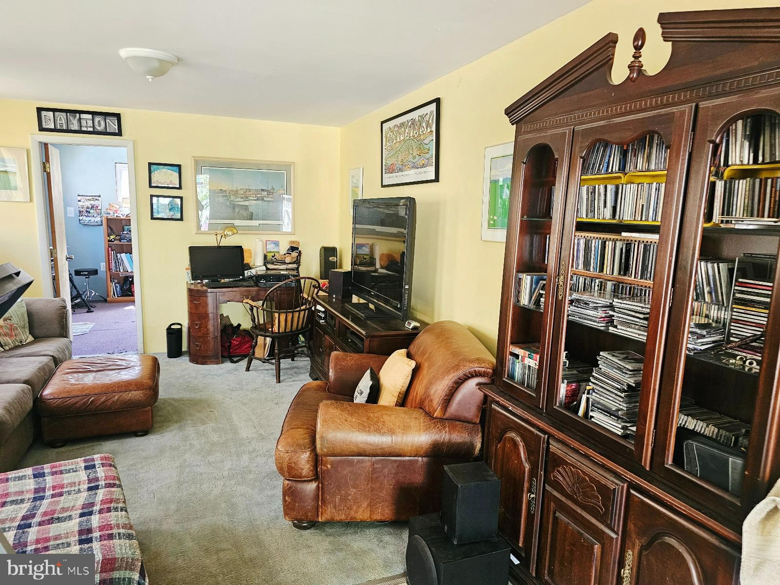 INDIAN ACRES - Residential