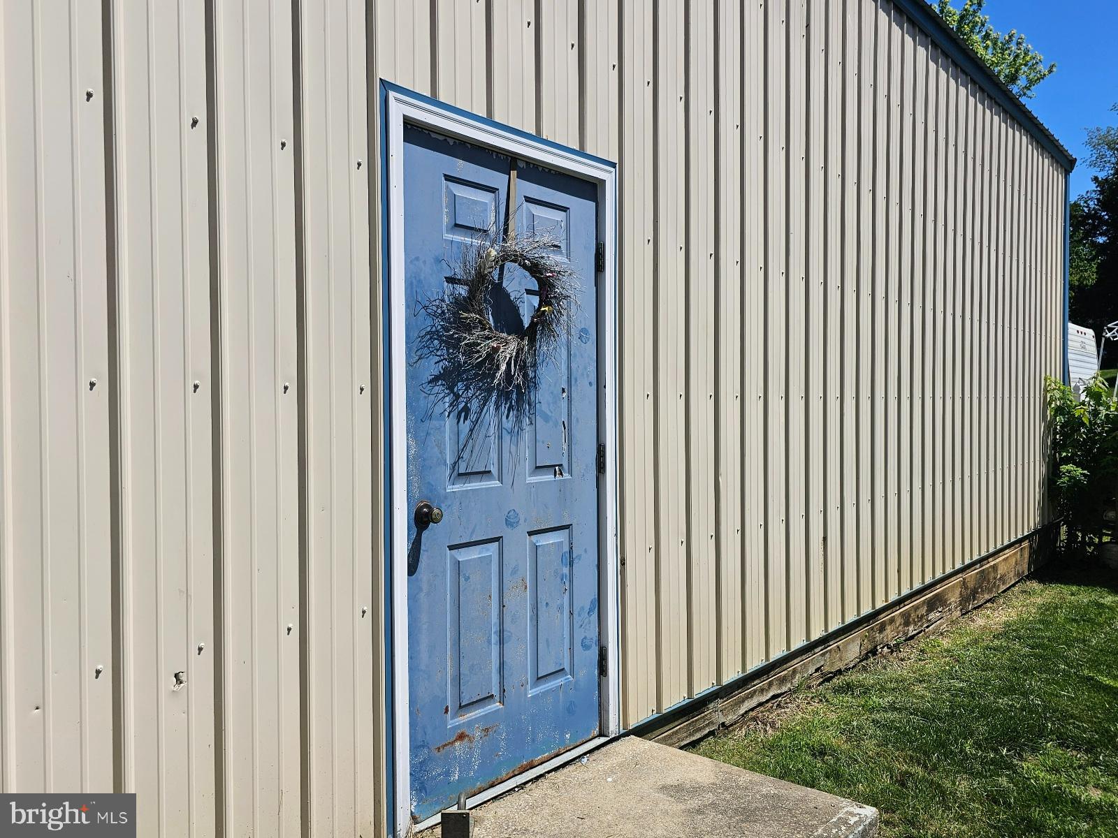 INDIAN ACRES - Residential