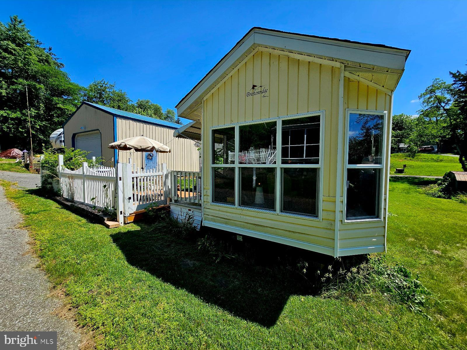 INDIAN ACRES - Residential