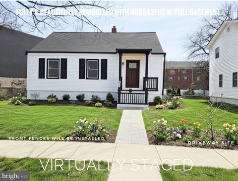 Photo of 5633 Jamestown Road, HYATTSVILLE, MD 20782 (MLS # MDPG2196750)