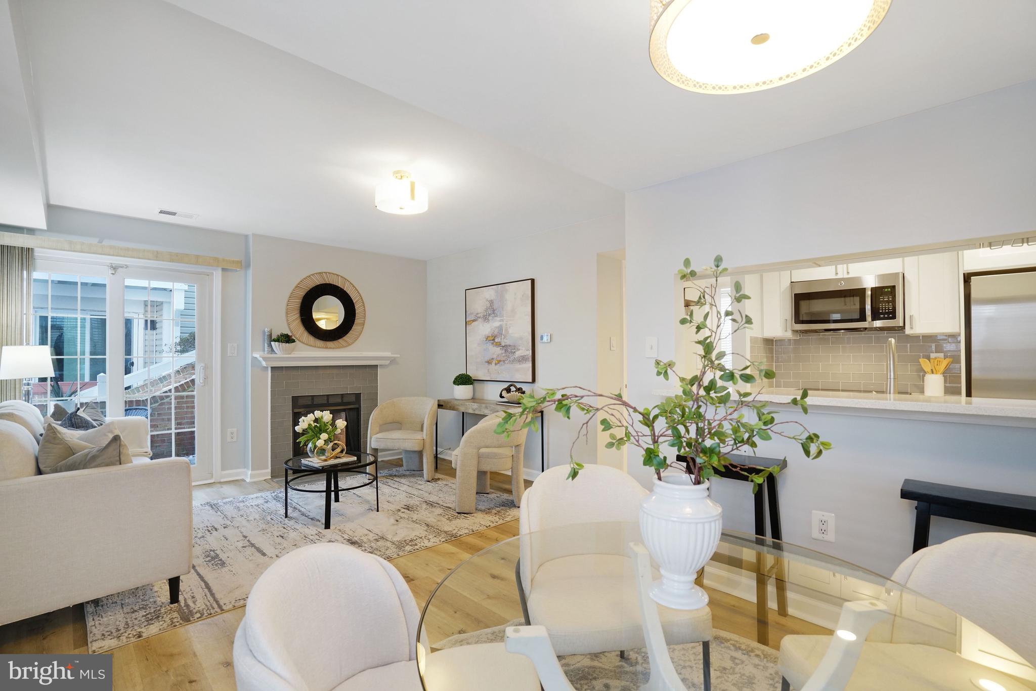 2929 S WOODSTOCK STREET A