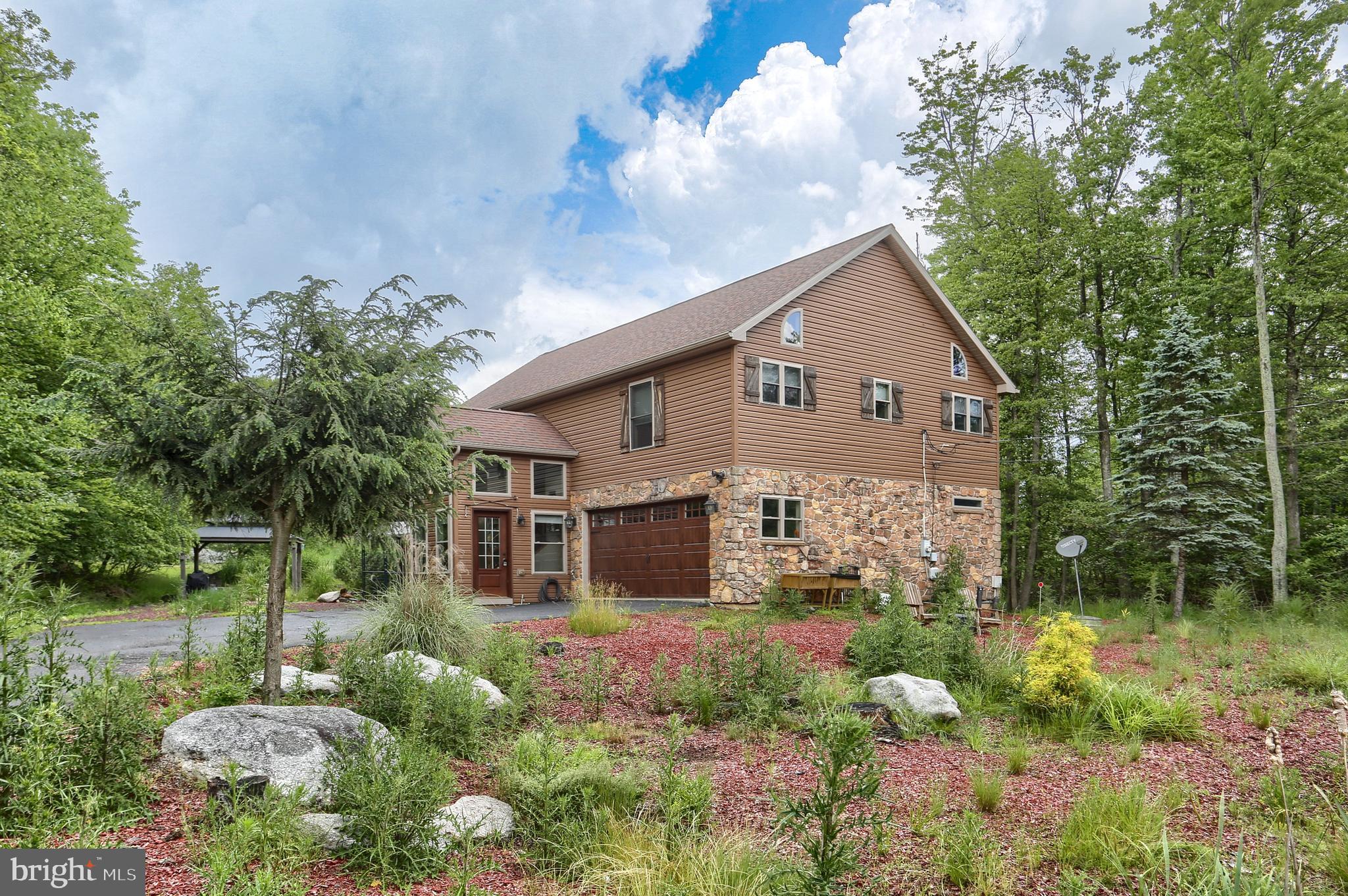 EAGLE ROCK - Residential