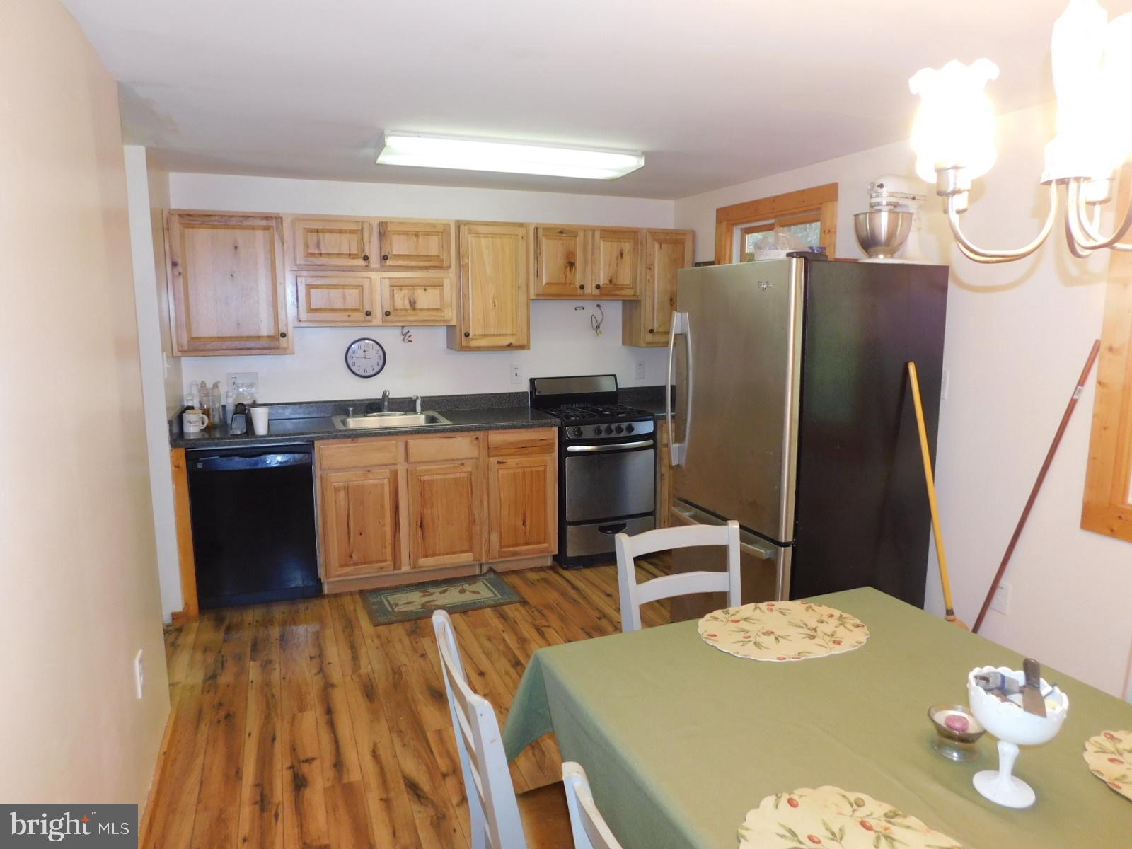 NO SUBDIVISION - Residential