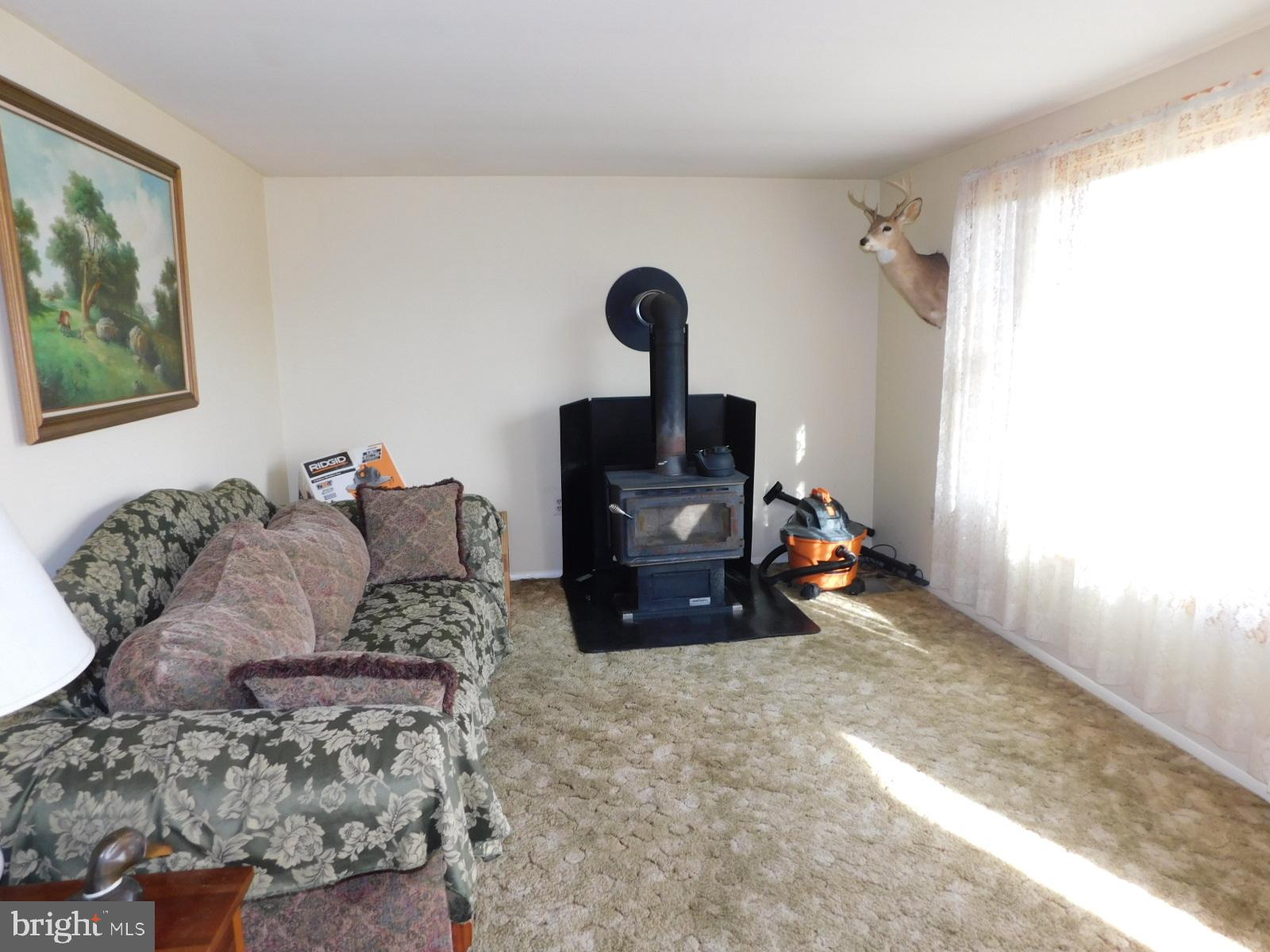 NO SUBDIVISION - Residential