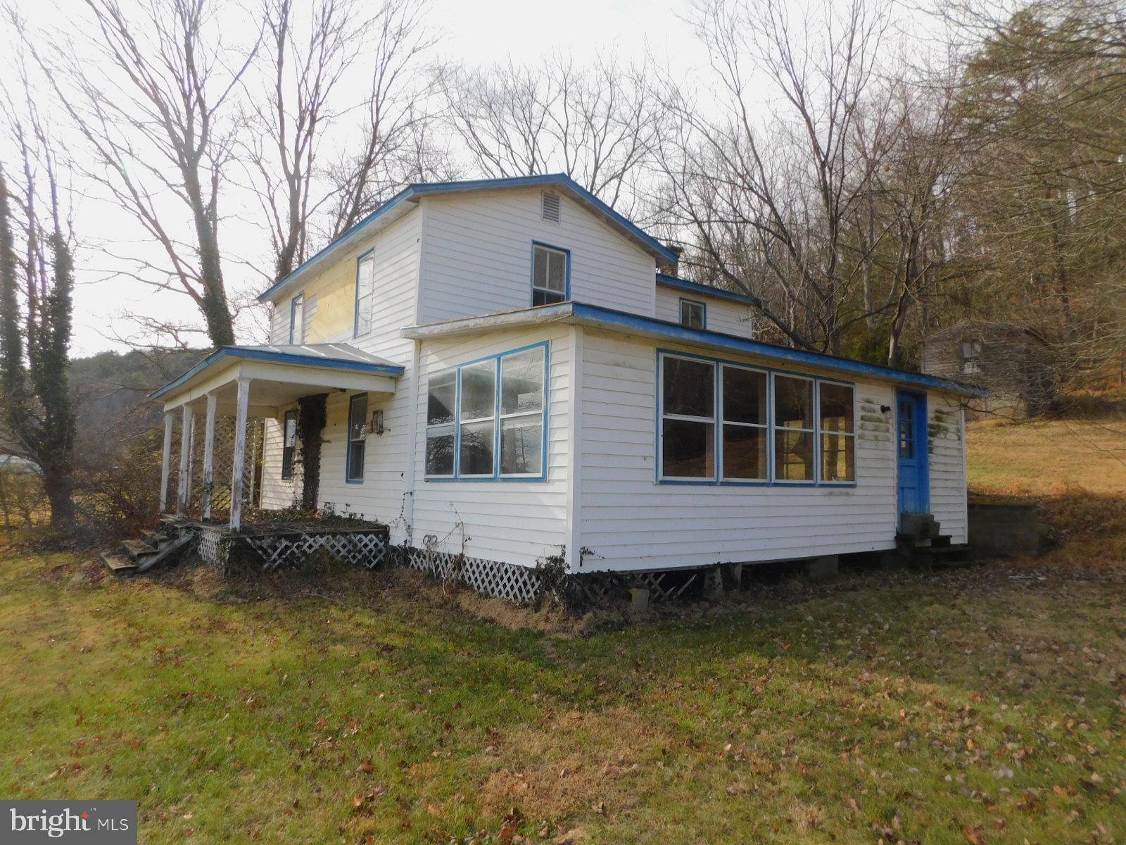 NO SUBDIVISION - Residential