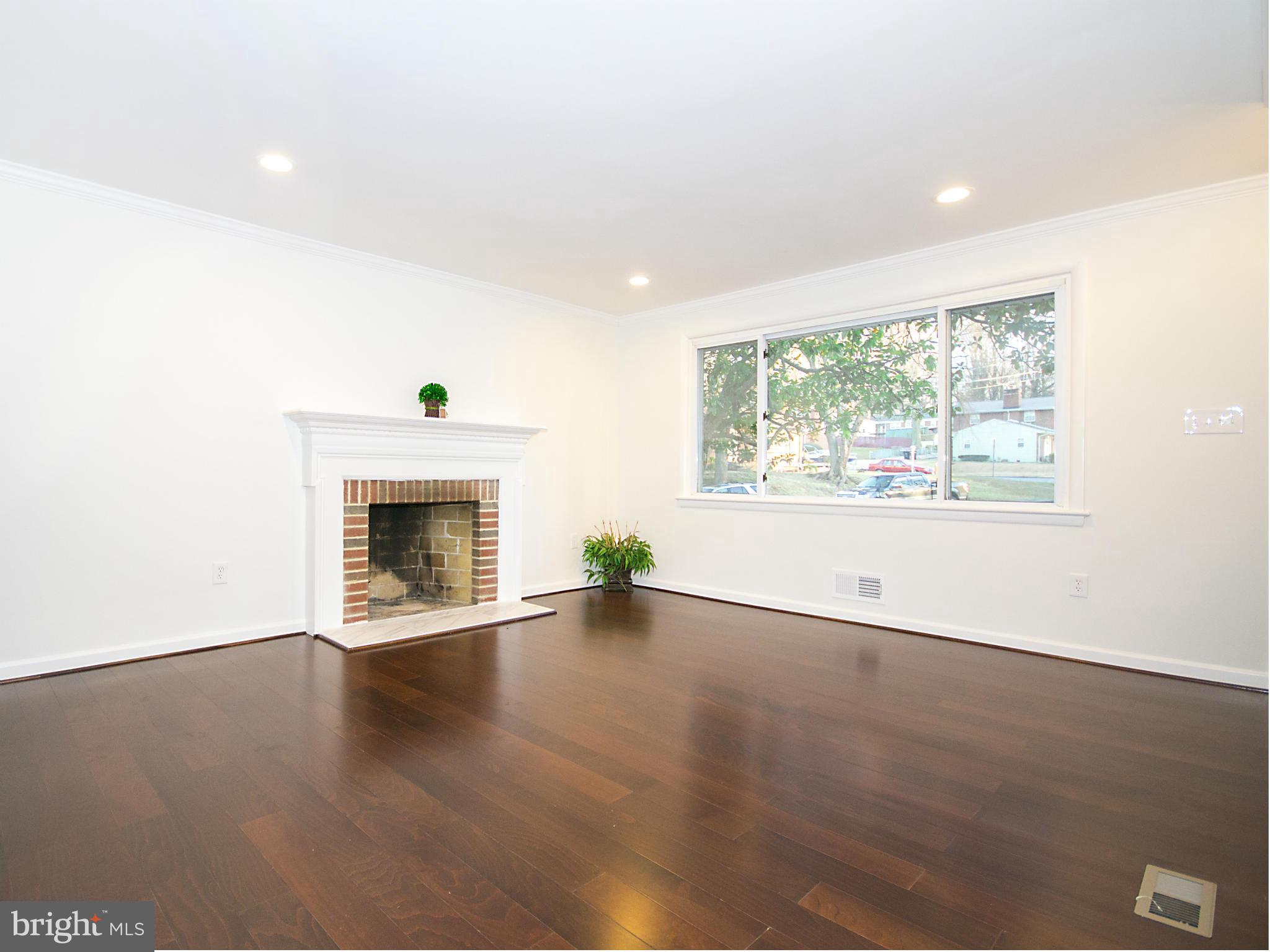 BRINKLEY MANOR - Residential