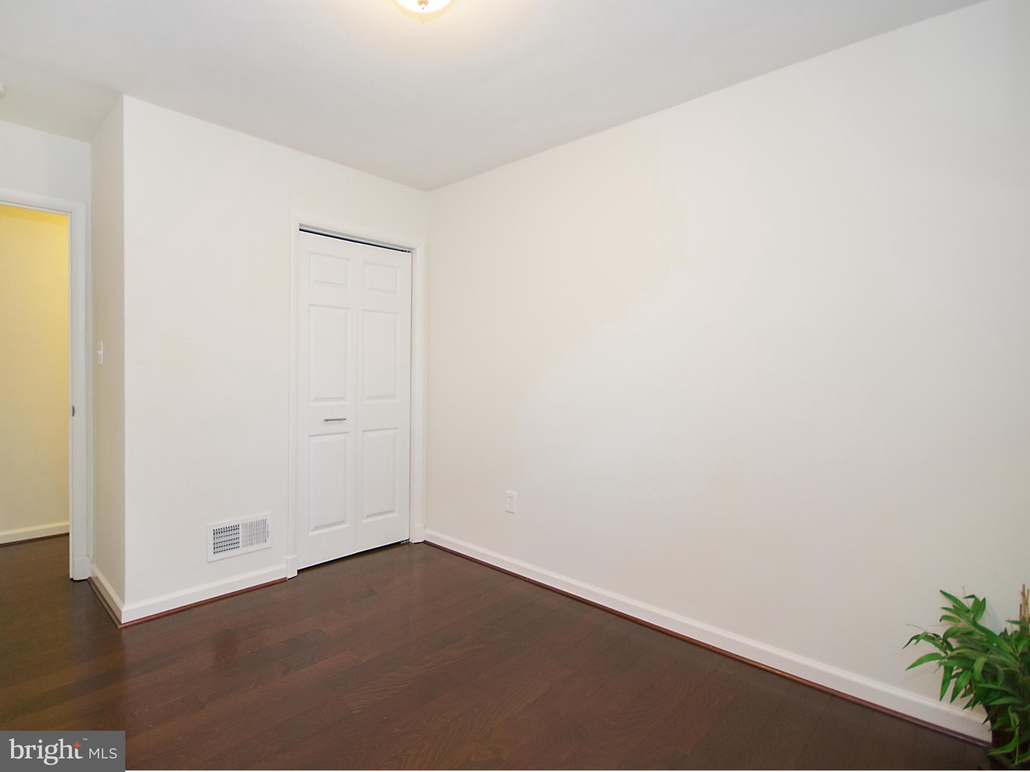 BRINKLEY MANOR - Residential