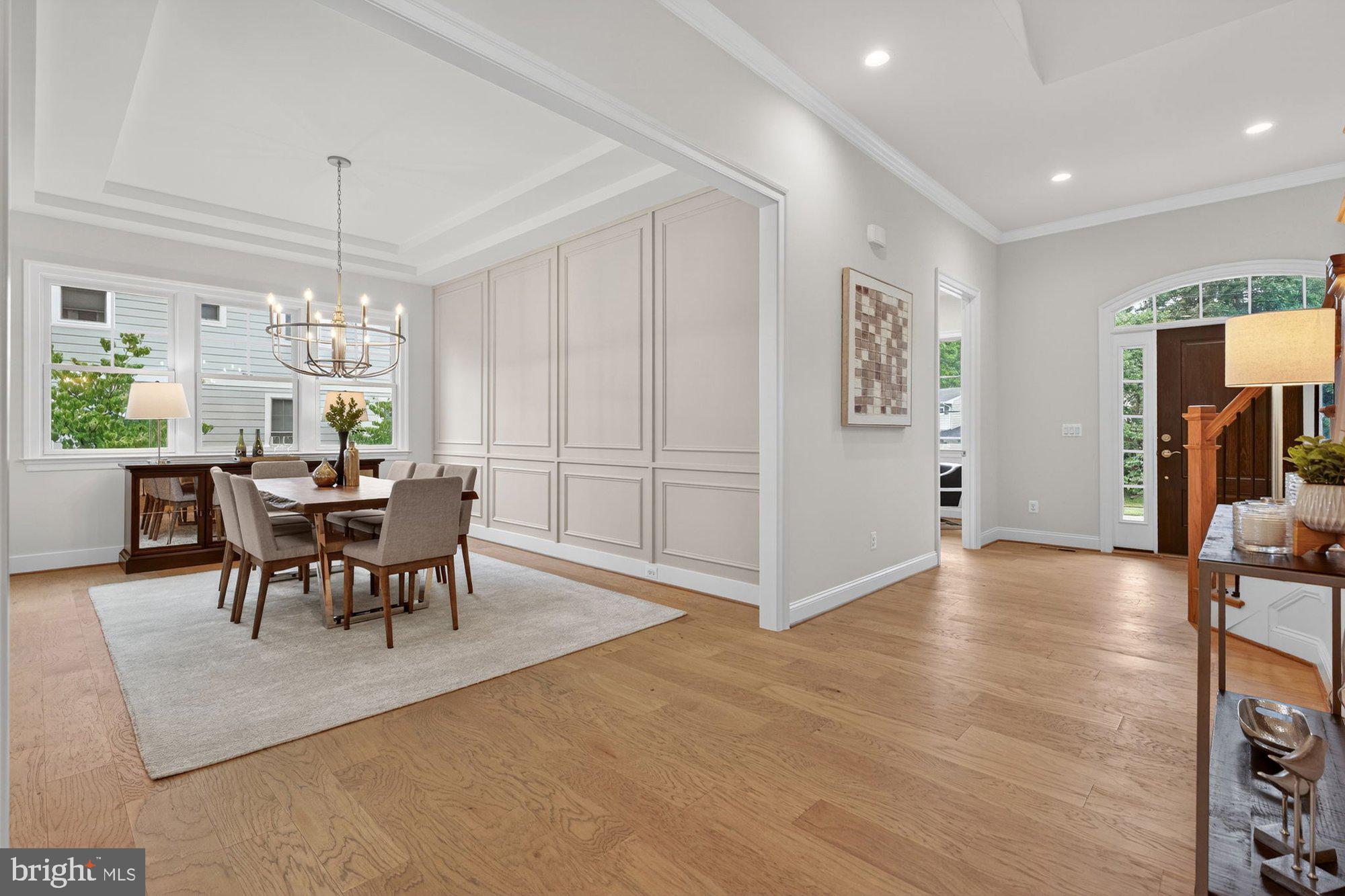 VIENNA WOODS - Residential