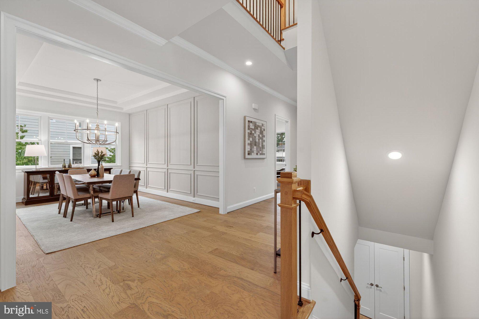 VIENNA WOODS - Residential