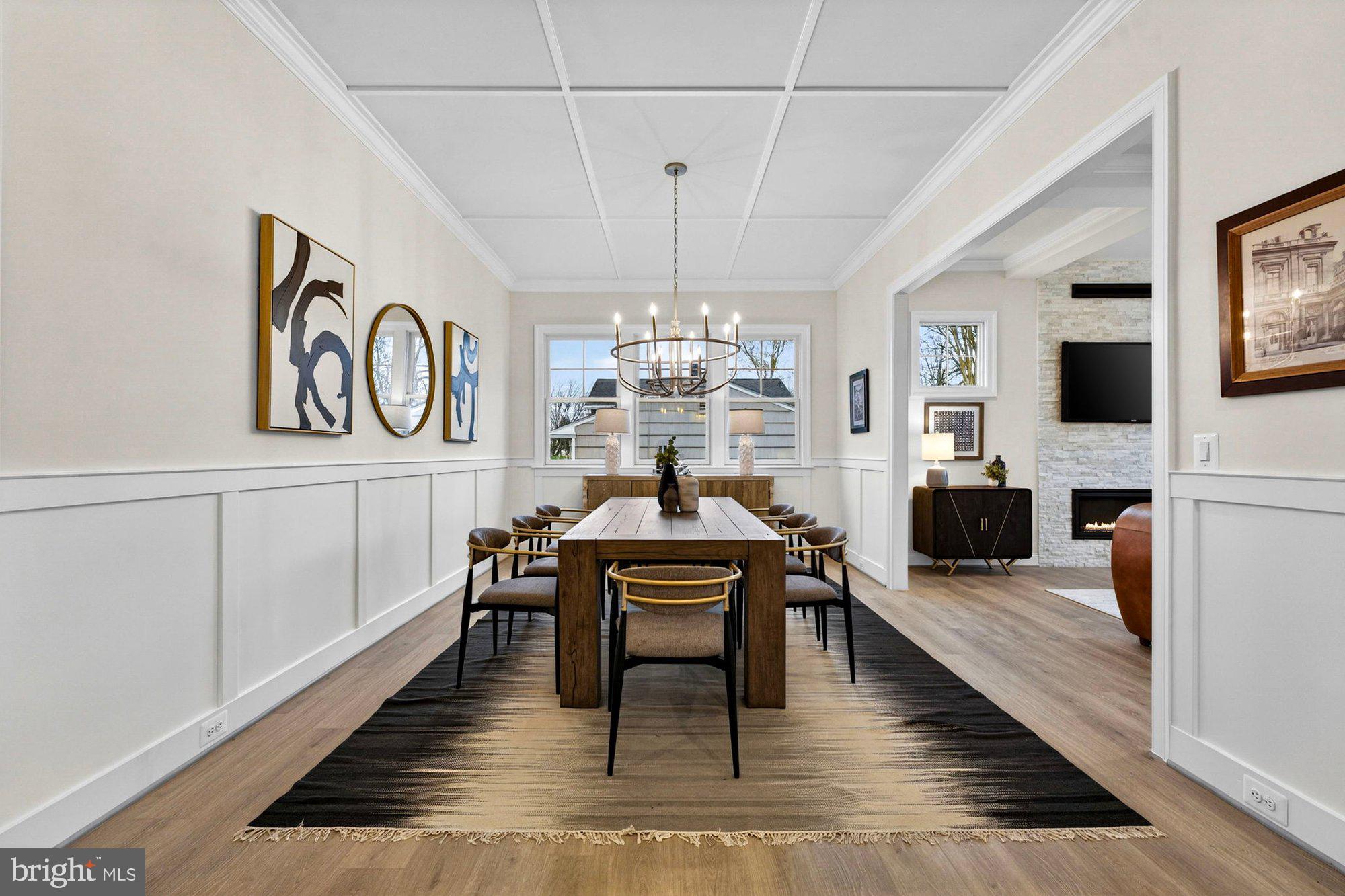 VIENNA WOODS - Residential