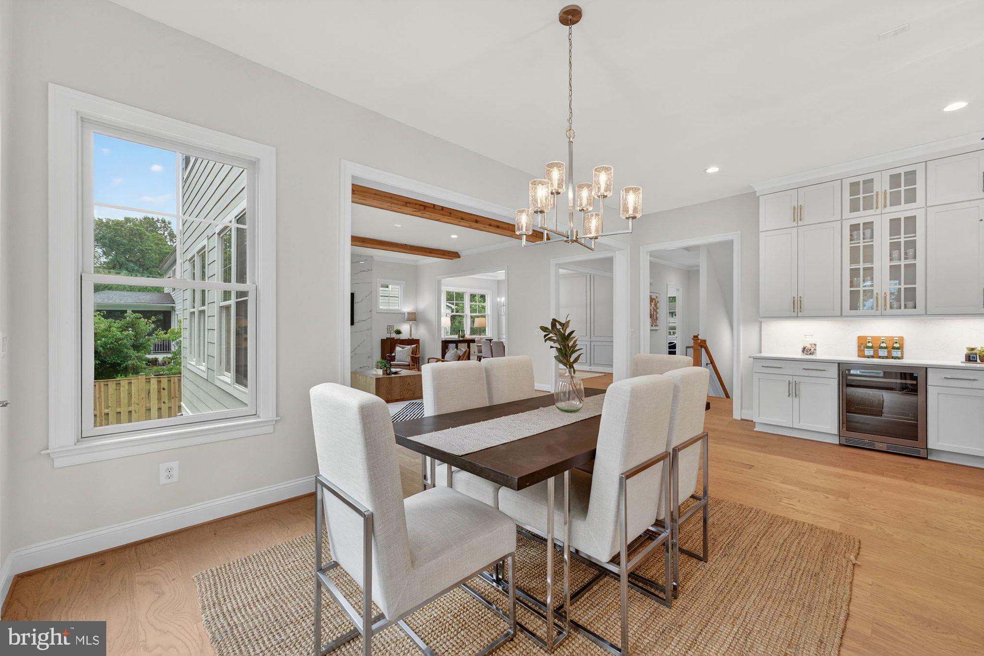 VIENNA WOODS - Residential