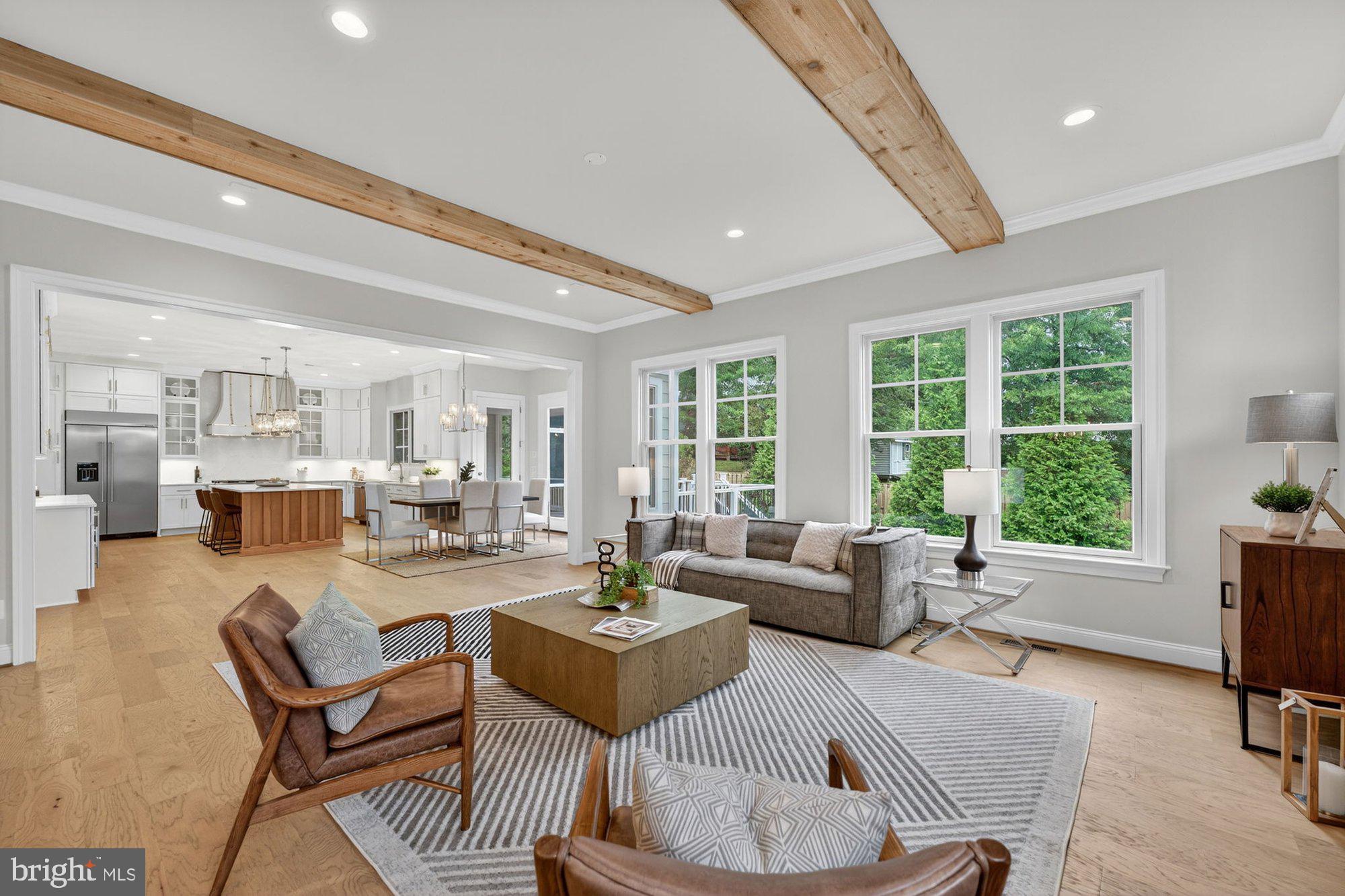 VIENNA WOODS - Residential