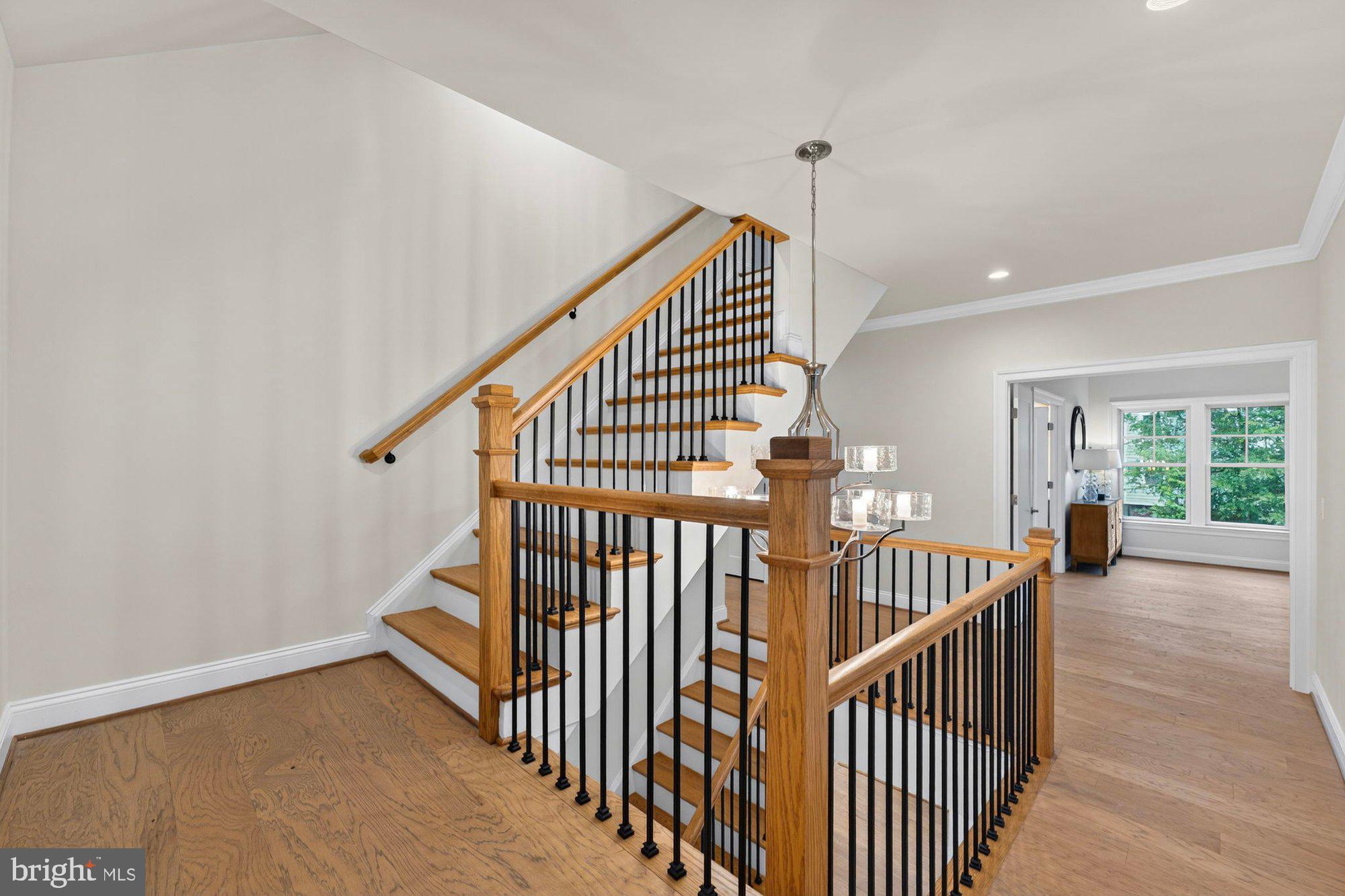 VIENNA WOODS - Residential