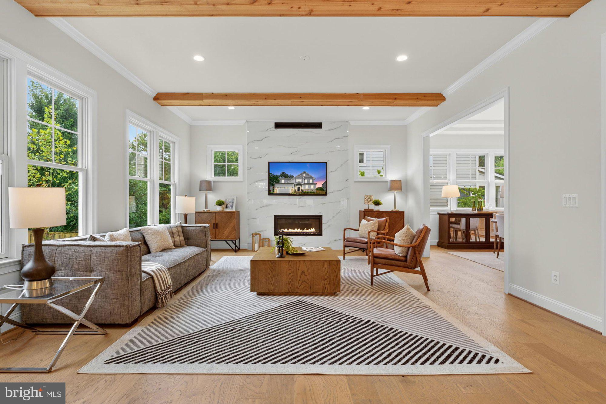 VIENNA WOODS - Residential