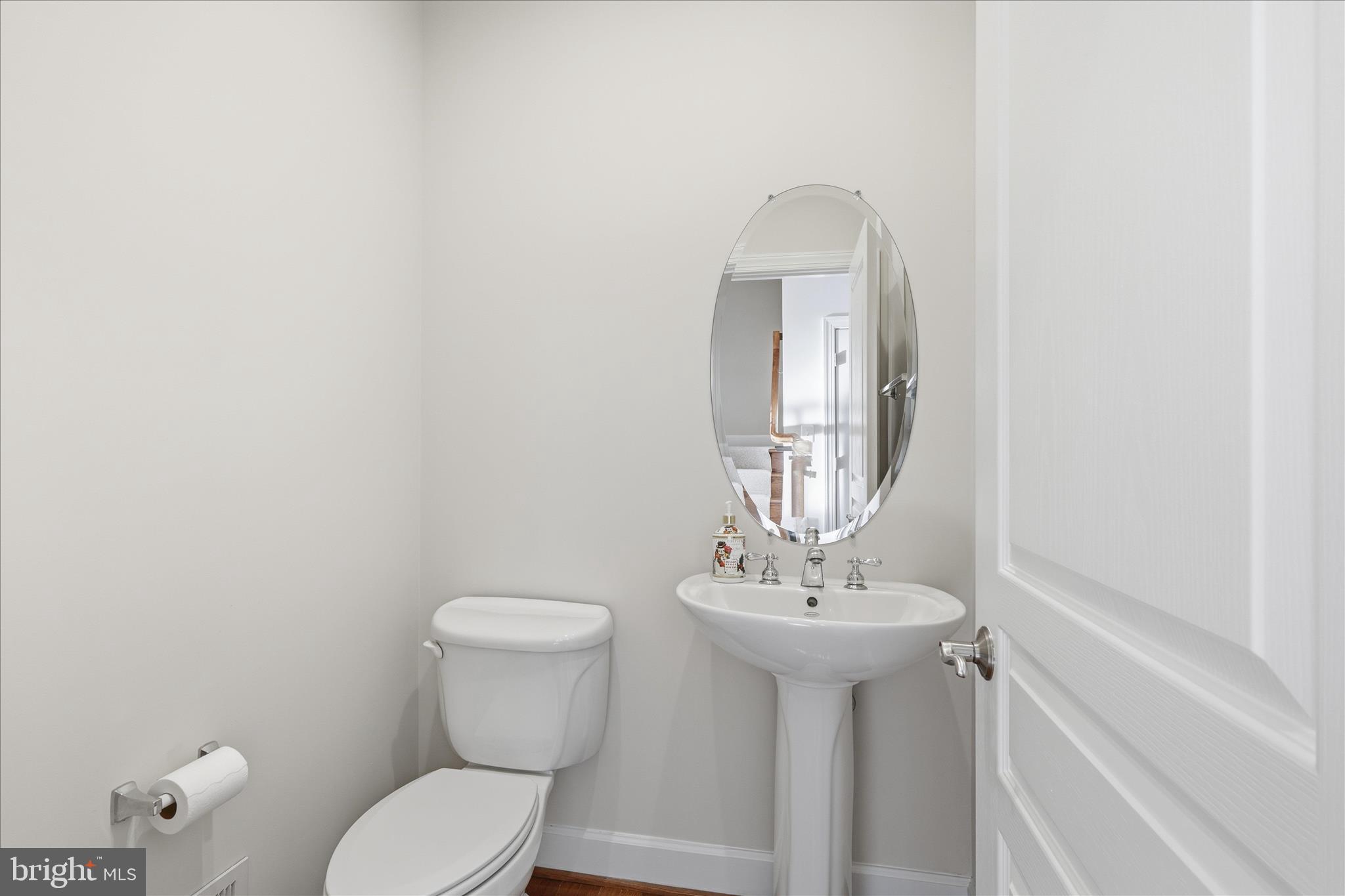 SPRING PARK STATION - Residential