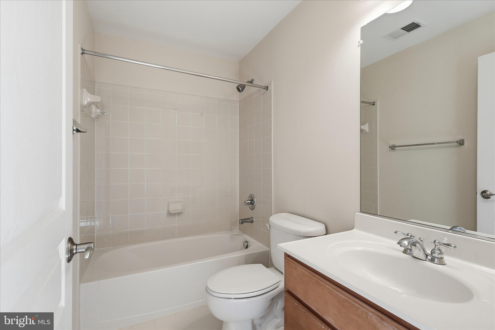 SPRING PARK STATION - Residential